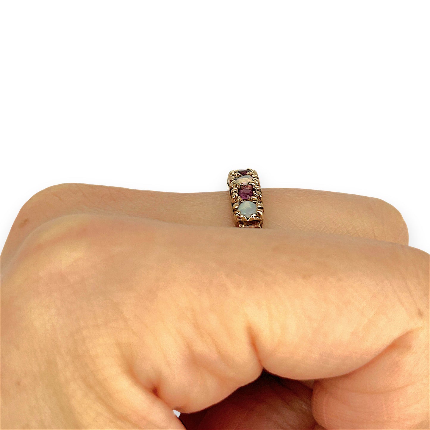 GOLD DEAL | 9ct Gold Crimson Glow – Vintage Garnet & Opal Ring Size R