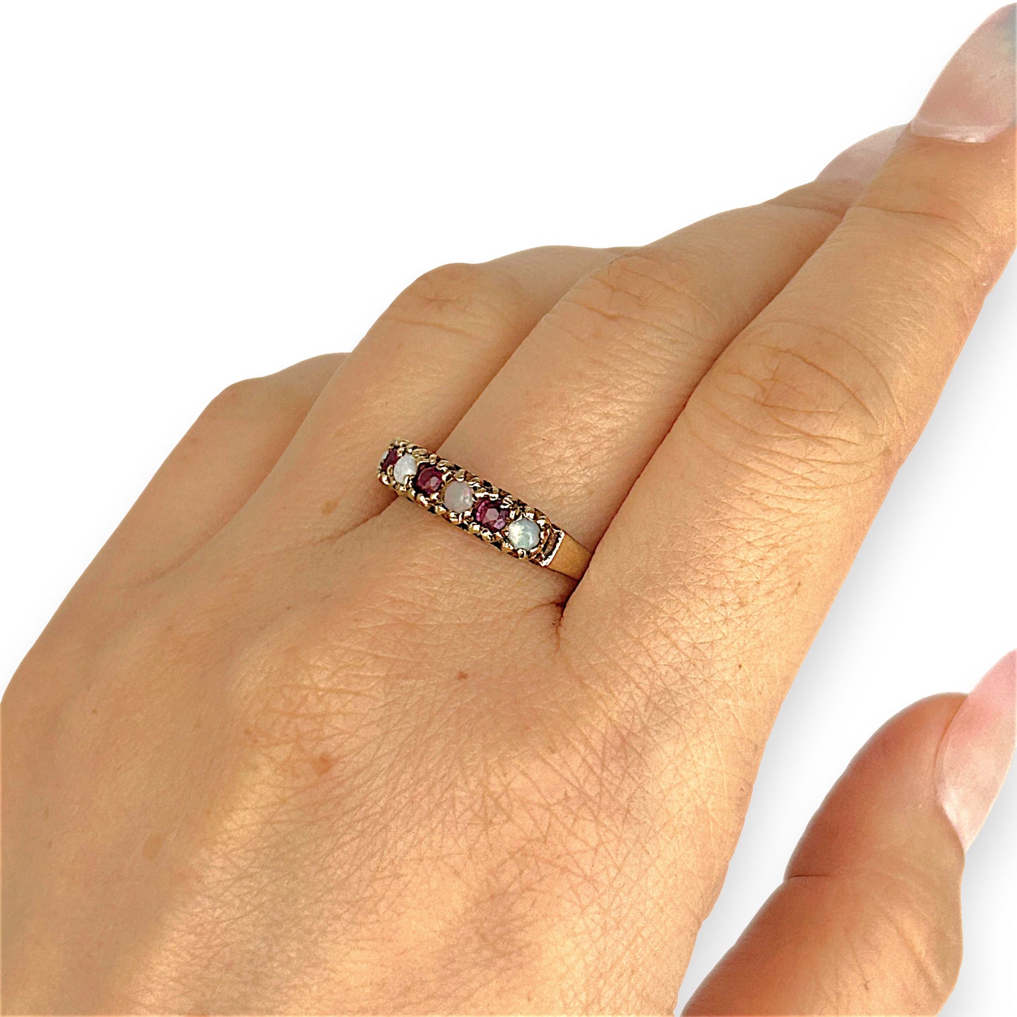 GOLD DEAL | 9ct Gold Crimson Glow – Vintage Garnet & Opal Ring Size R