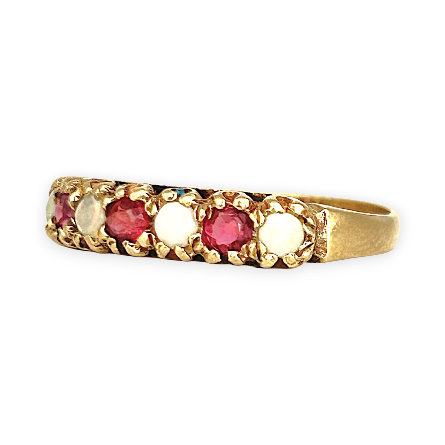 GOLD DEAL | 9ct Gold Crimson Glow – Vintage Garnet & Opal Ring Size R