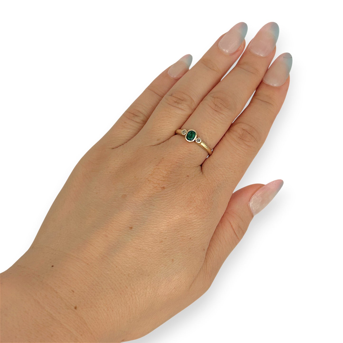 GOLD DEAL | 9kt Gold Emerald Heirloom Ring Size Z 1/2