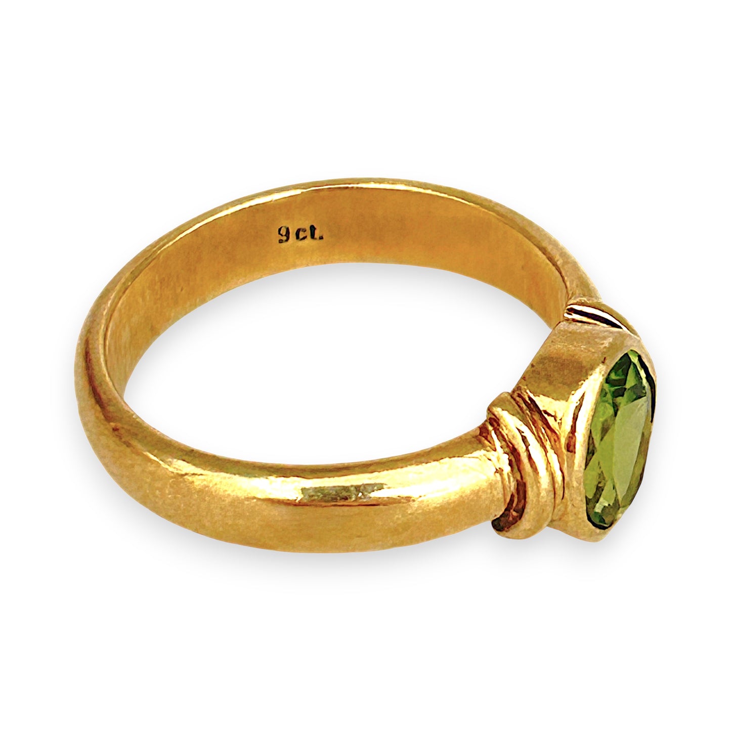 GOLD DEAL | 9ct Gold Peridot Ring – A Burst of Yellow-Green Radiance