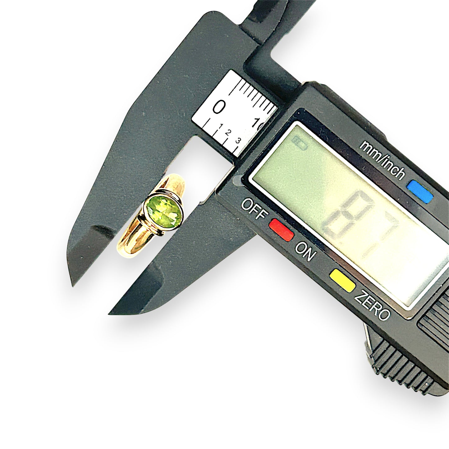 GOLD DEAL | 9ct Gold Peridot Ring – A Burst of Yellow-Green Radiance