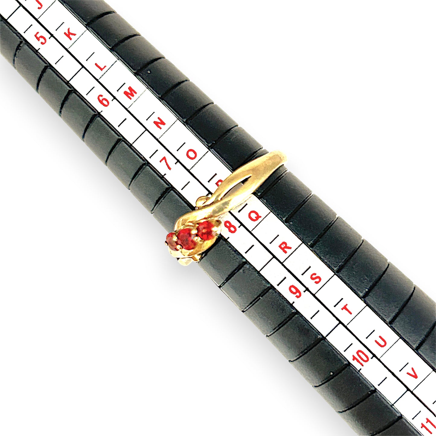 GOLD DEAL | 9ct Gold Garnet Trinity Ring – A Trio of Passion and Harmony