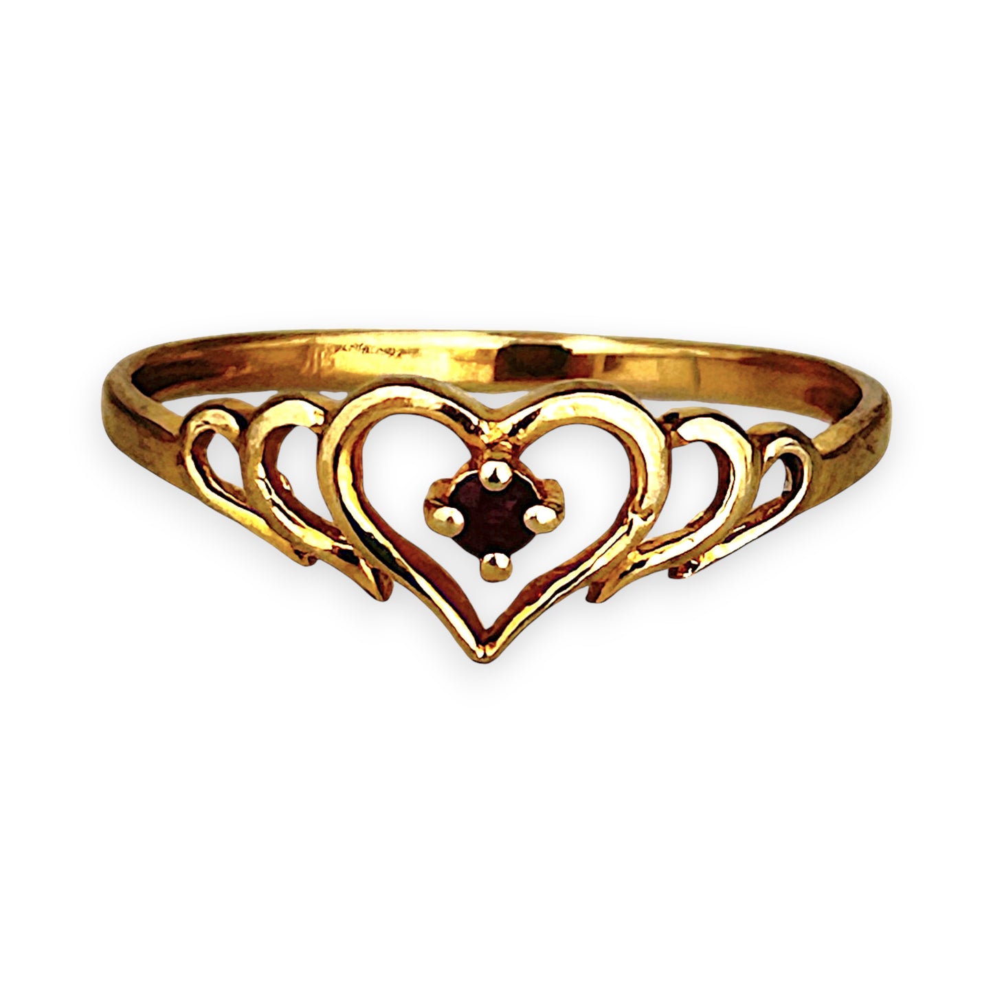 GOLD DEAL | 9ct Gold Heart Trio Ring With Reddish-Pink Ruby