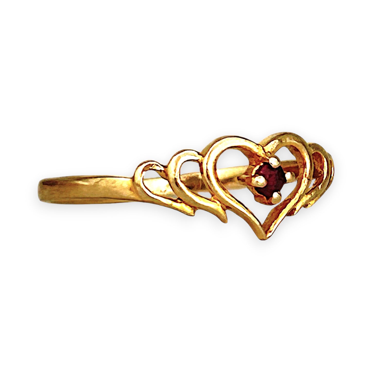 GOLD DEAL | 9ct Gold Heart Trio Ring With Reddish-Pink Ruby