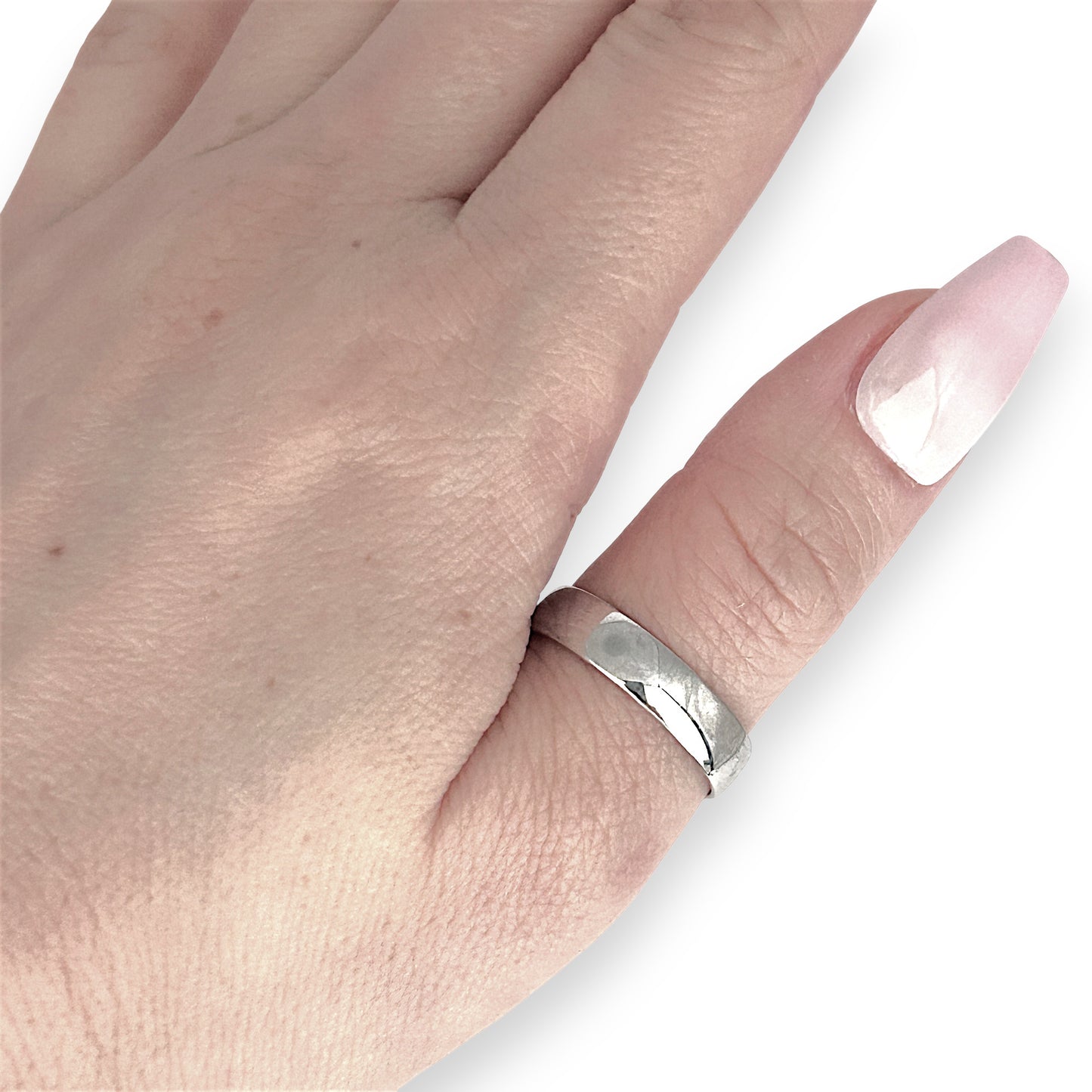 GOLD DEAL | 10ct (10K) White Gold Michael Hill Lustre Band Ring Size T