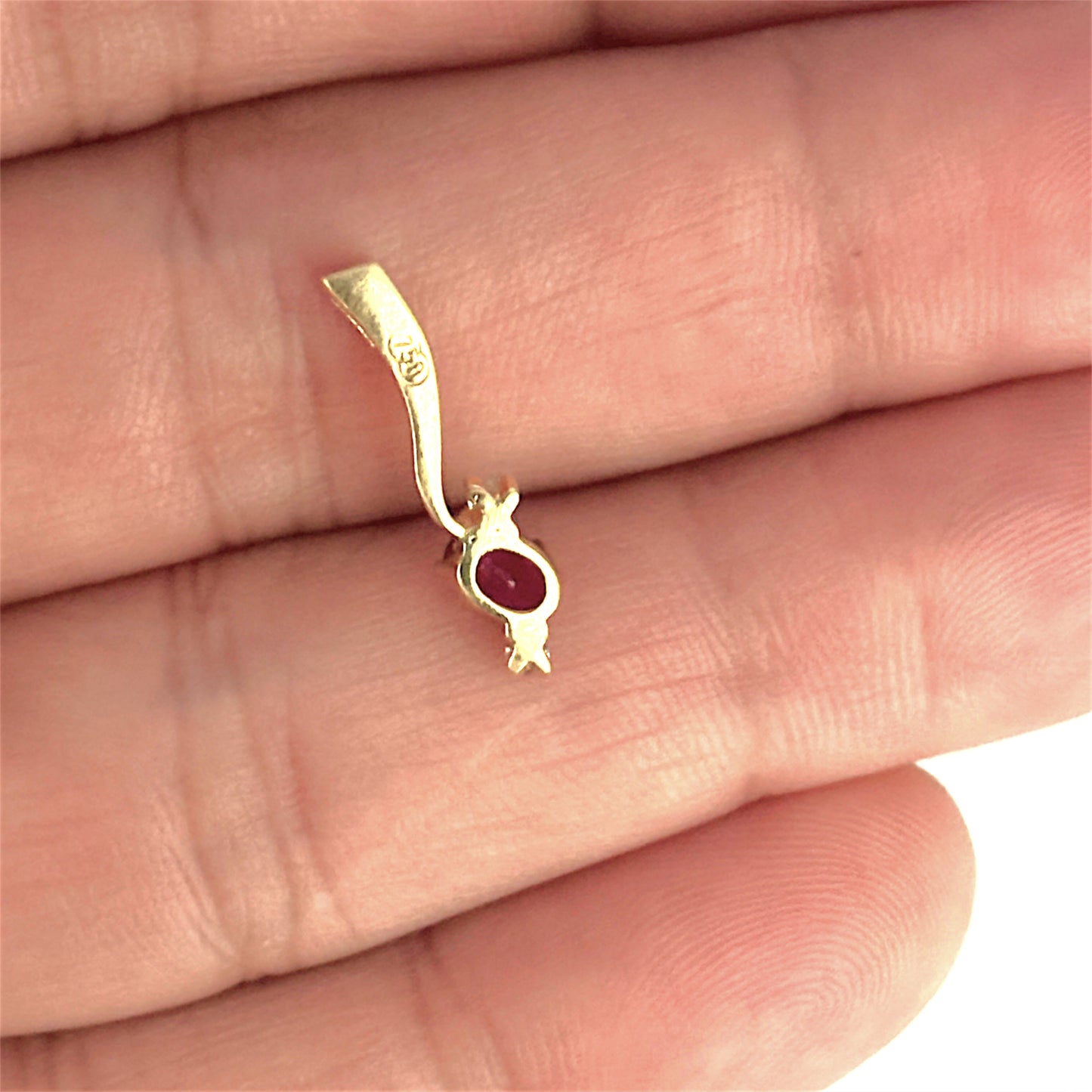 GOLD DEAL | 18ct (18K) Gold Pendant
