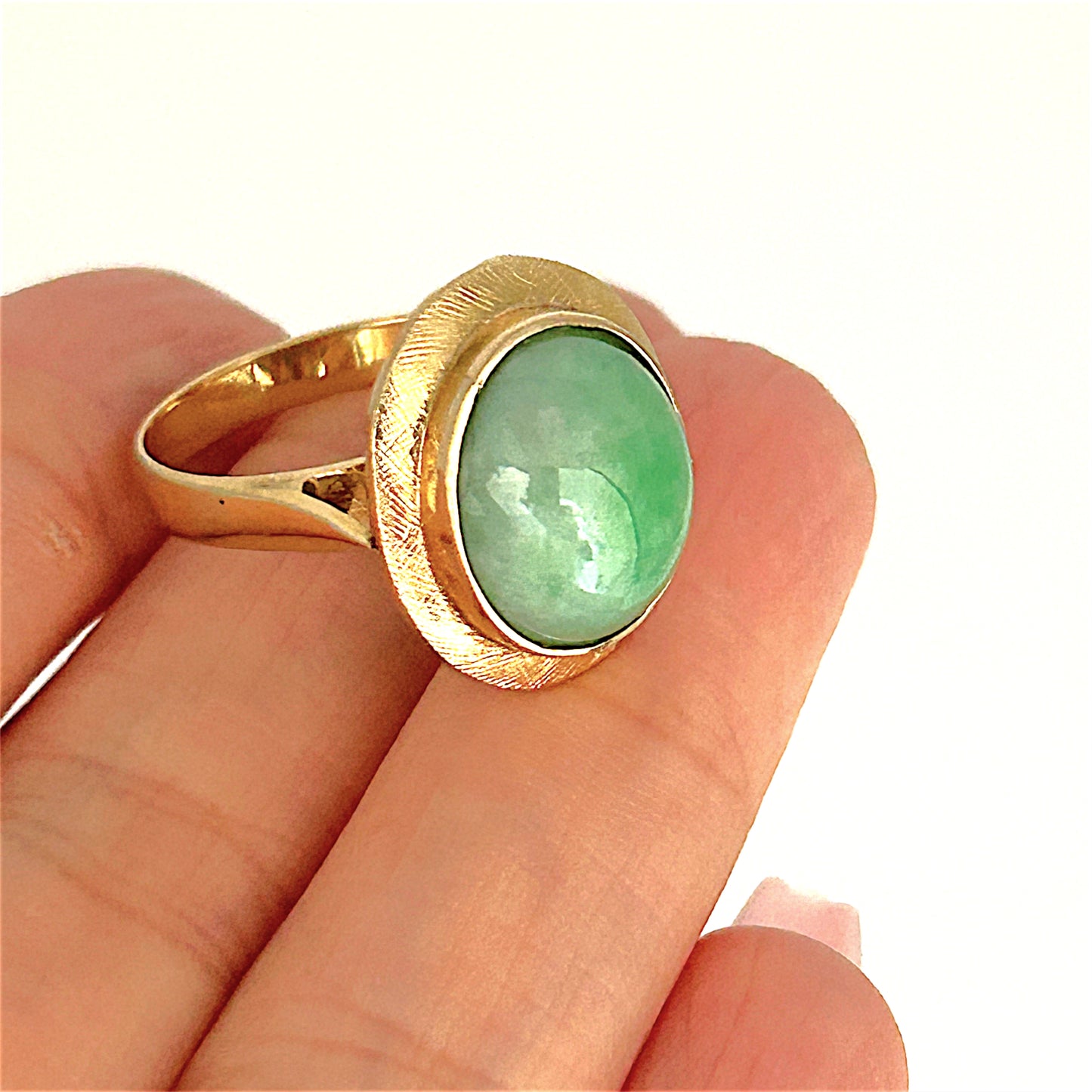 GOLD DEAL | 14ct (14K) Gold Verdant Echo Jade Ring
