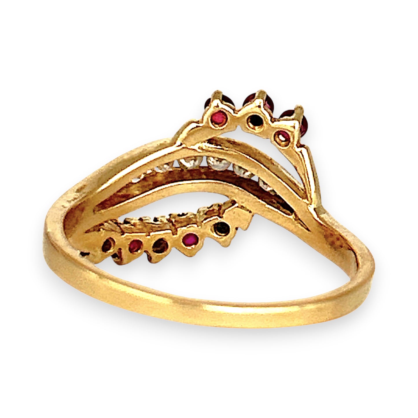XMAS DEAL | 18kt Gold Garnet and Diamond Fan Ring – Bold Elegance in Motion