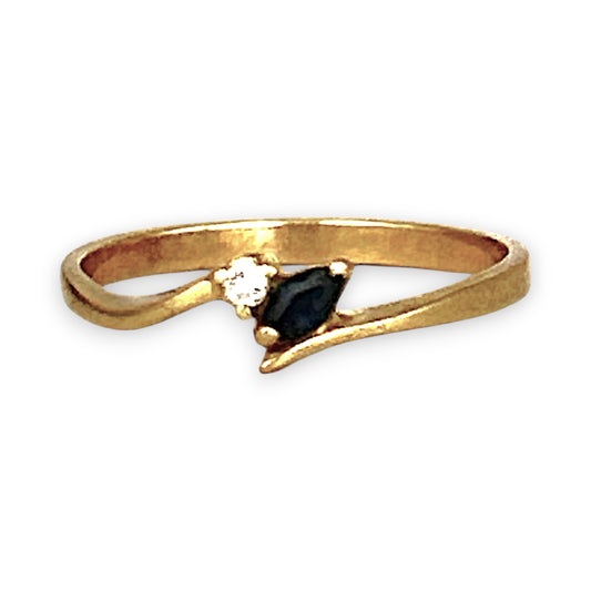 GOLD DEAL | 18ct Gold Celeste Diamond and Sapphire Ring Size M 1/2