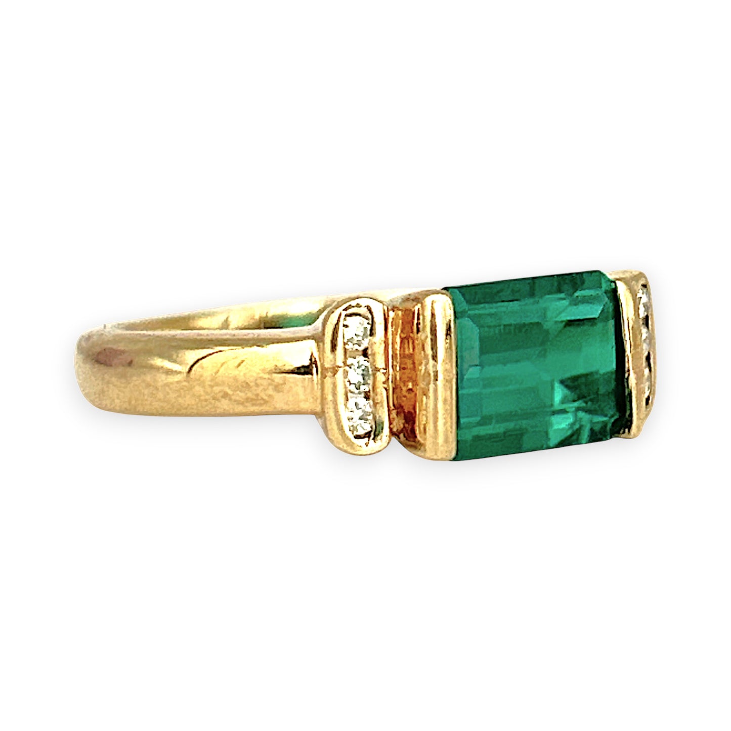GOLD DEAL | 9ct Gold Emerald Luxe Ring Valuation $1,650