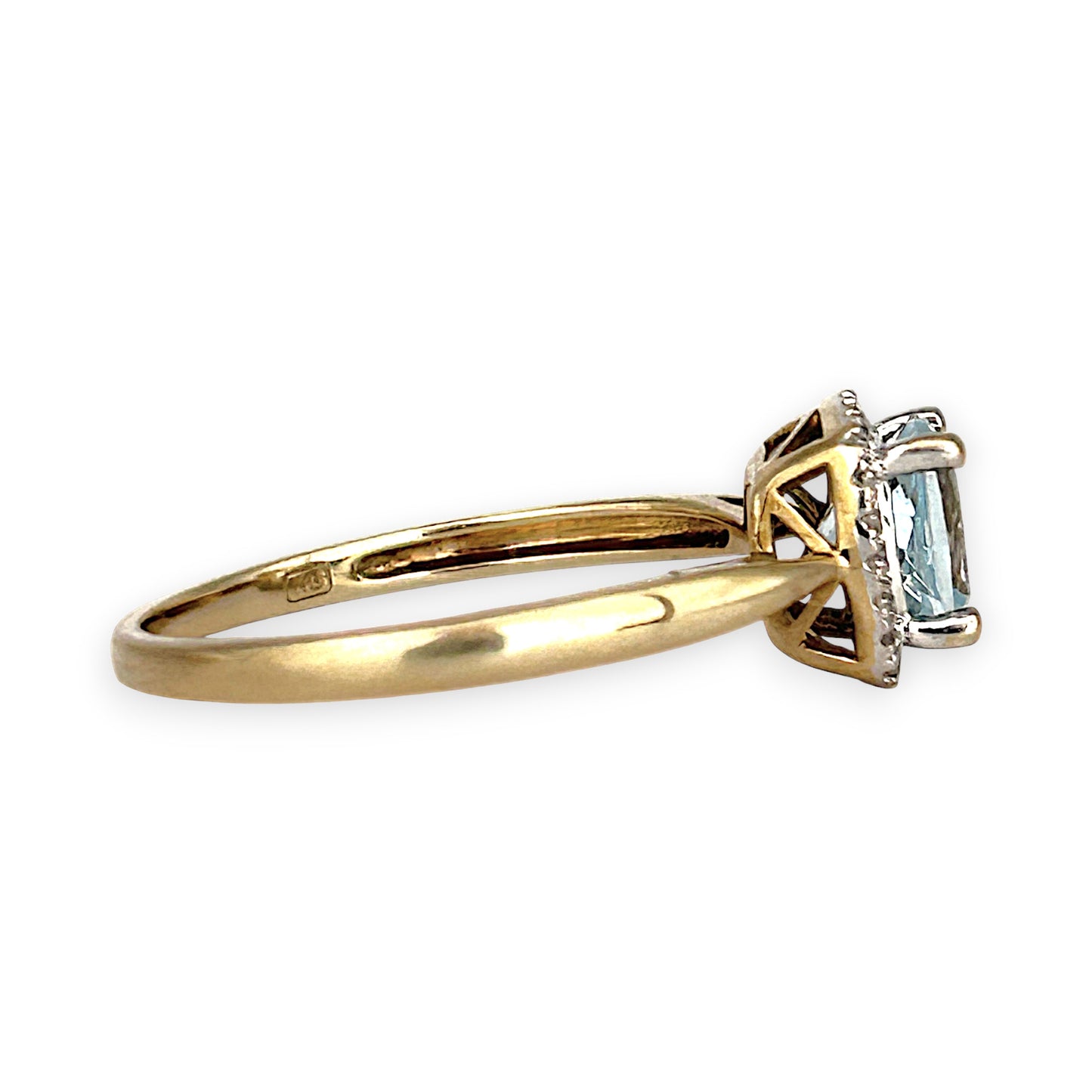 GOLD DEAL | 9ct (9K) Gold Affluent Elegance Aquamarine & Diamond Cluster Ring Valuation $1,100