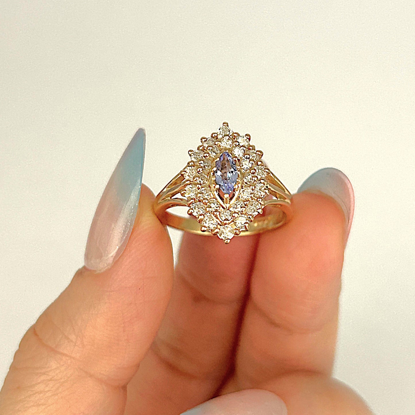 XMAS DEAL | 14kt Gold Tanzanite Royale Ring Valuation $3,600