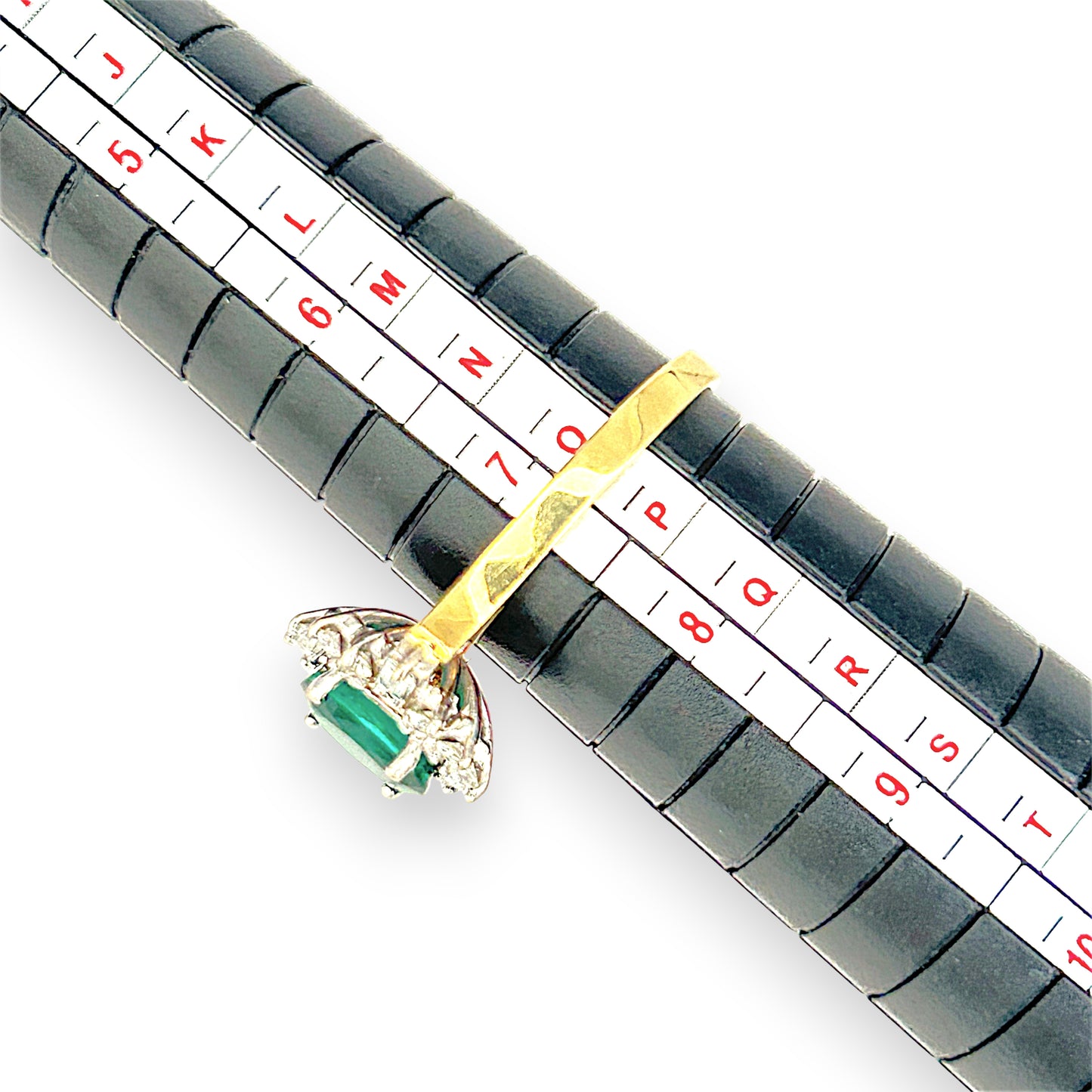 XMAS DEAL | 18kt Y/W Gold Emerald Symphony Ring Valuation $4,550