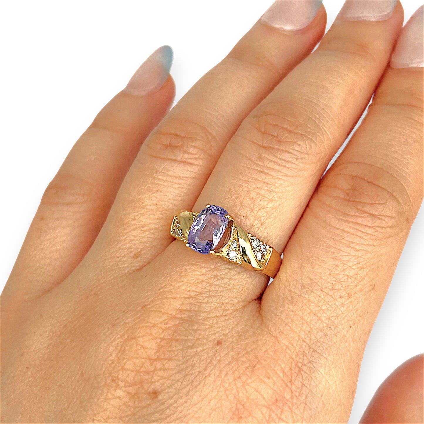 XMAS DEAL | 18kt Gold Violet Royale Ring with Sapphire Valuation $6,400