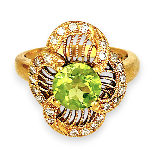 XMAS DEAL | 18kt Gold Verde Éclat Peridot & Diamond Filigree Ring Valuation $4,400