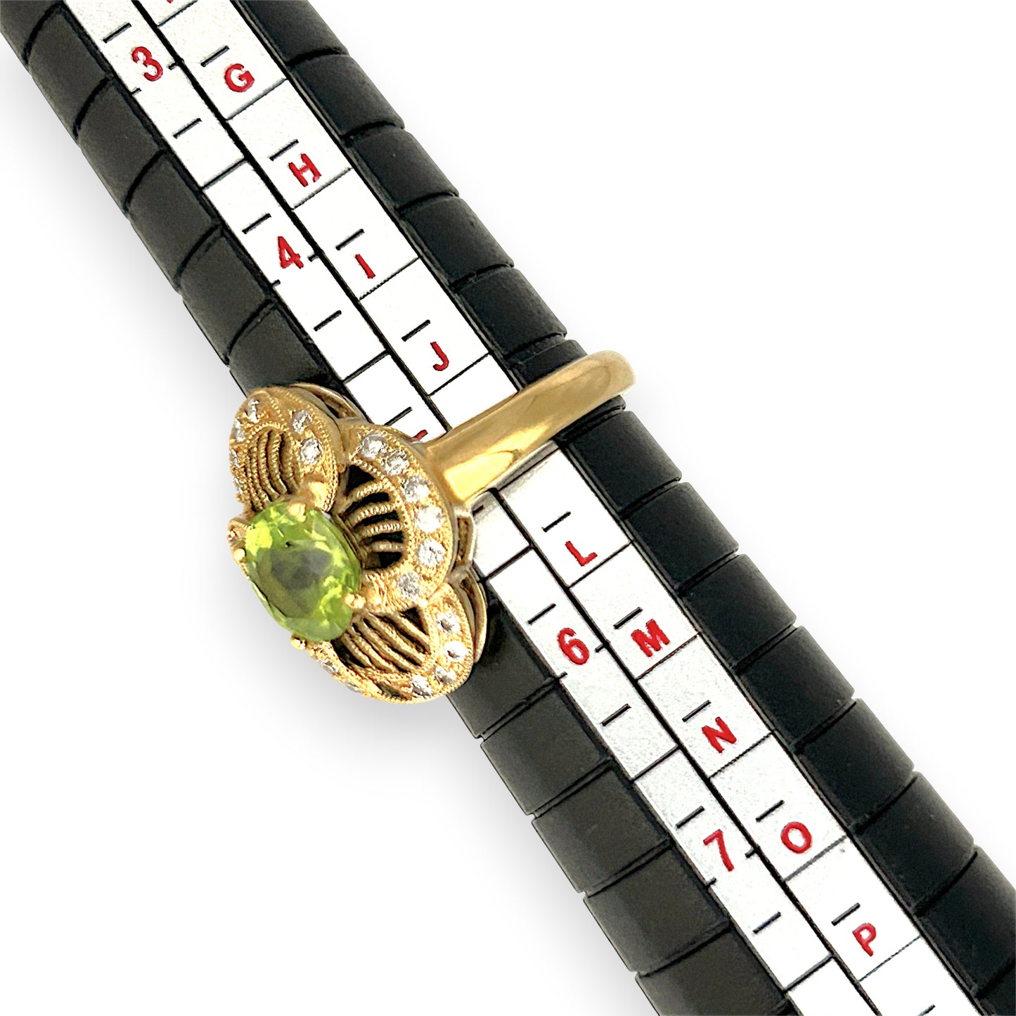 XMAS DEAL | 18kt Gold Verde Éclat Peridot & Diamond Filigree Ring Valuation $4,400