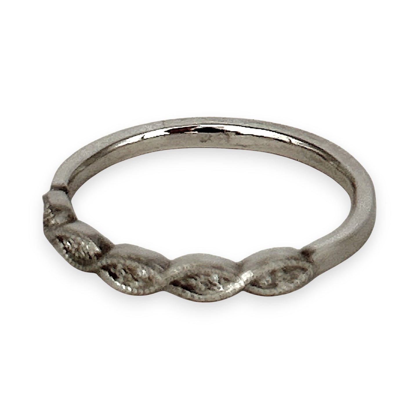 GOLD DEAL | 9ct White Gold Vintage-Inspired Diamond Marquise Band