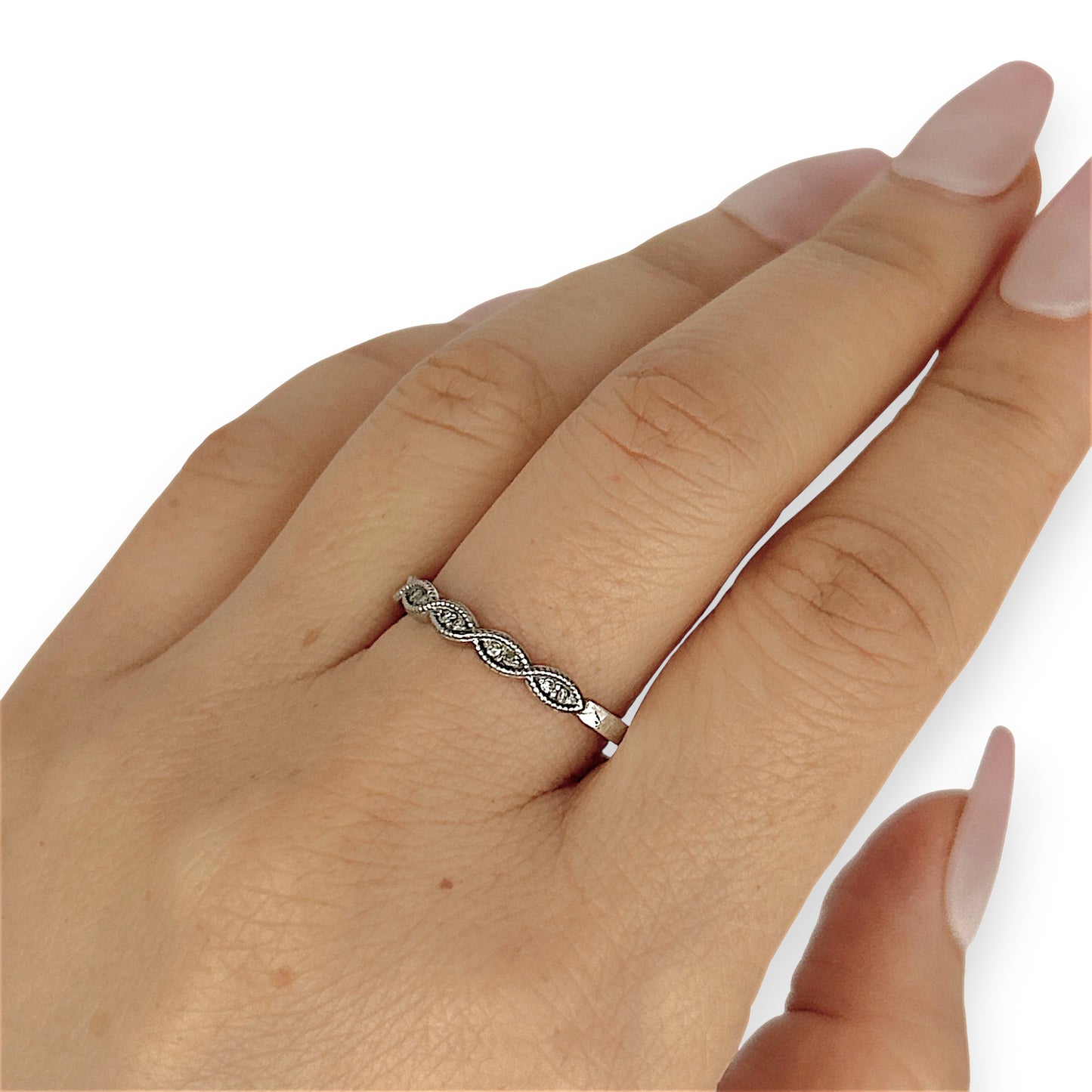 GOLD DEAL | 9ct White Gold Diamond Ring with Vintage Marquise Rhythm