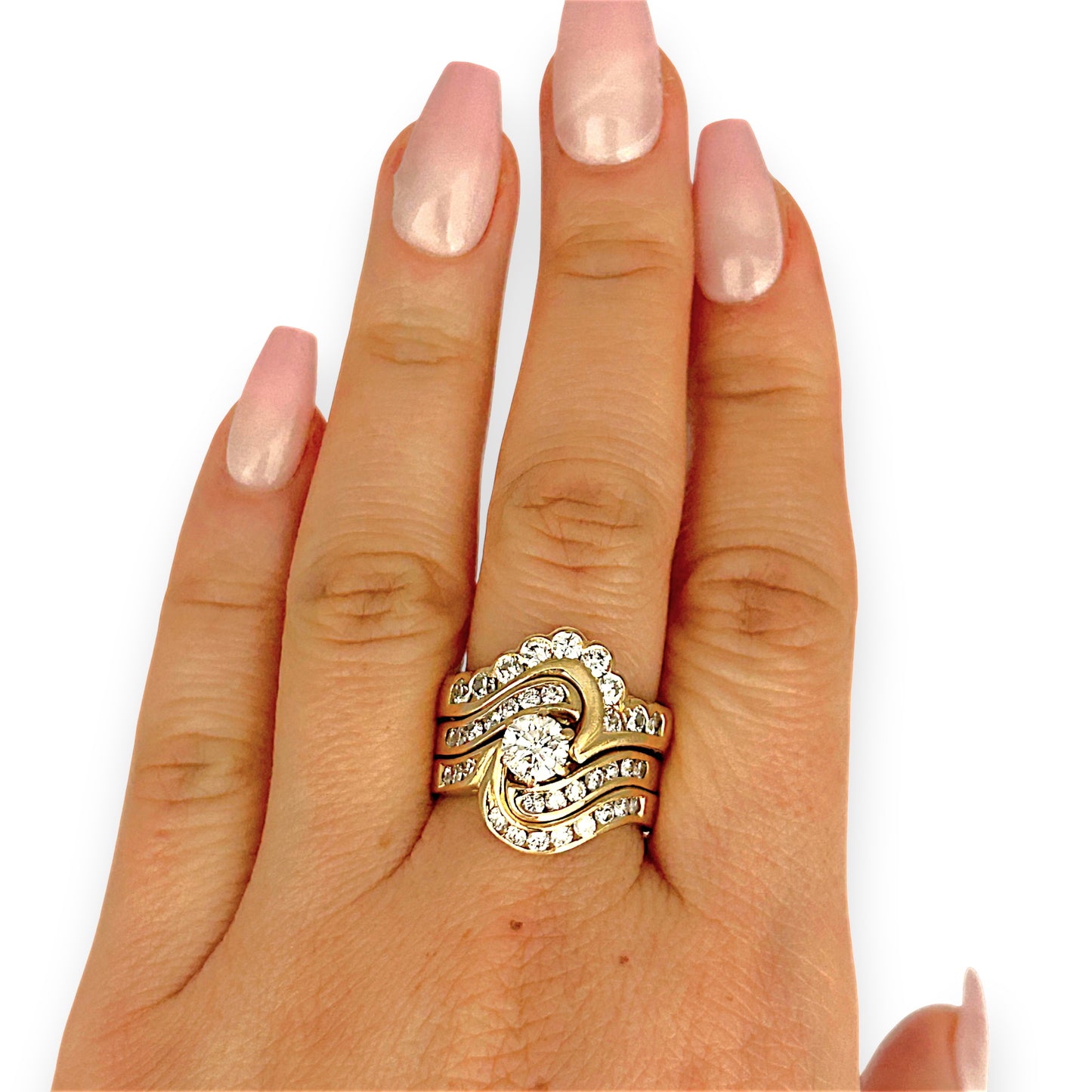 GOLD DEAL | 18ct (18K) Gold Cascading Brilliance Diamond Ring Valuation $16,750