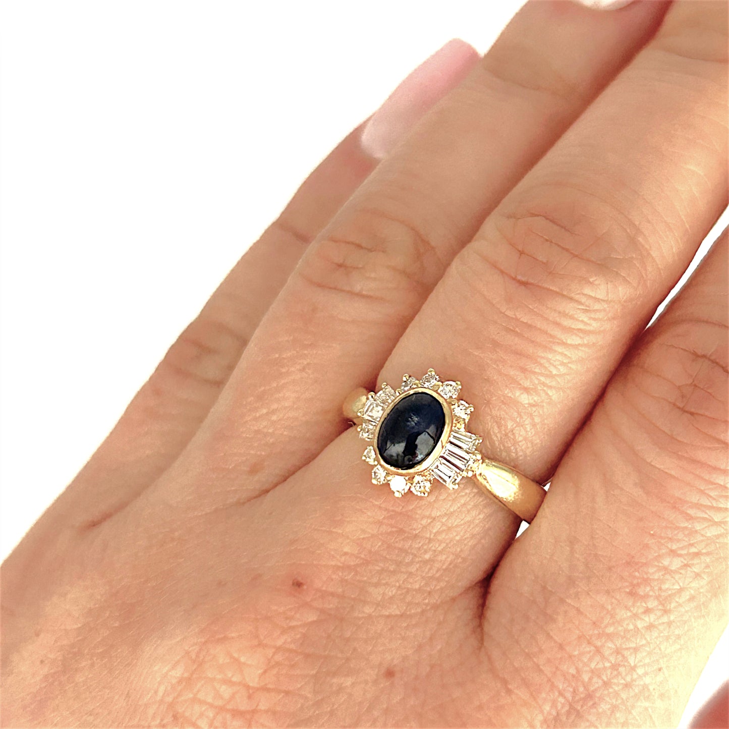 GOLD DEAL | 18ct (18K) Gold Midnight Bloom Sapphire & Diamond Ring Valuation $6,750