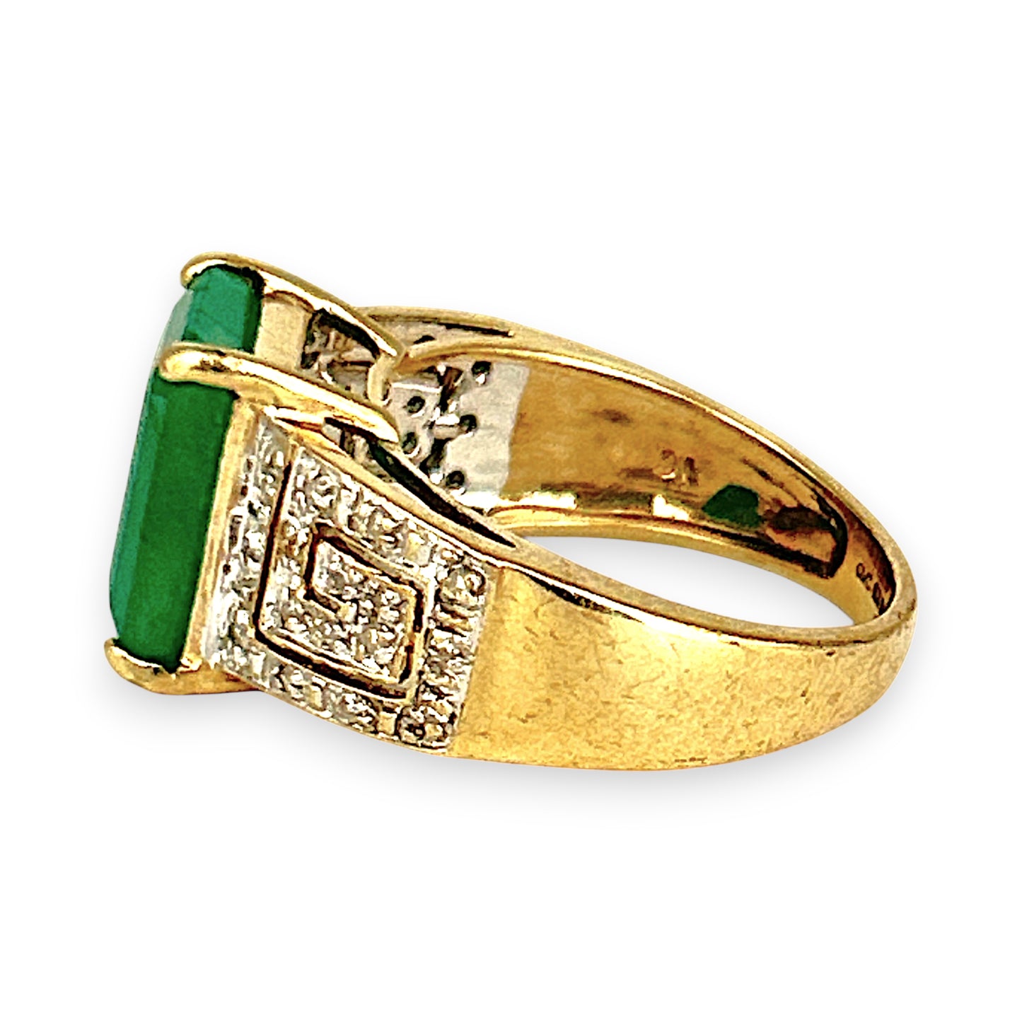 GOLD DEAL | 9ct Gold Emerald Majesty Ring Valuation $2,500
