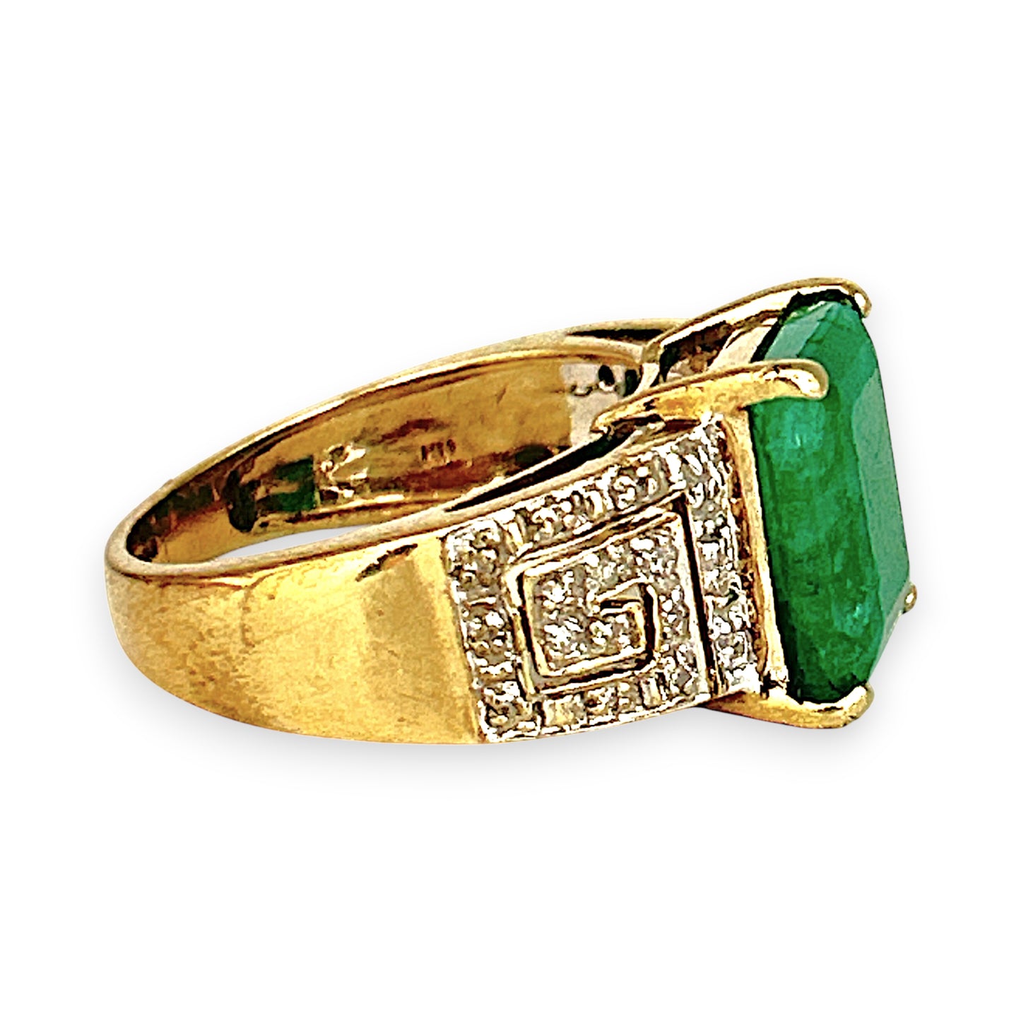 GOLD DEAL | 9ct Gold Emerald Majesty Ring Valuation $2,500