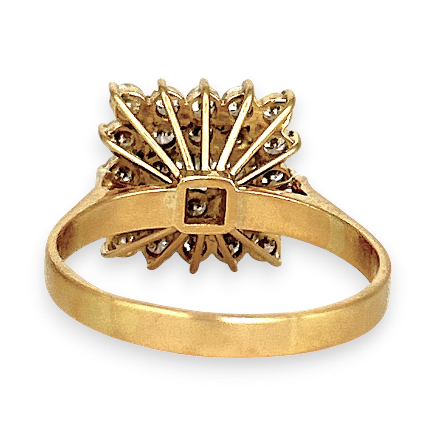 XMAS DEAL | 18kt Gold Lumière Cluster Ring Valuation $10,850