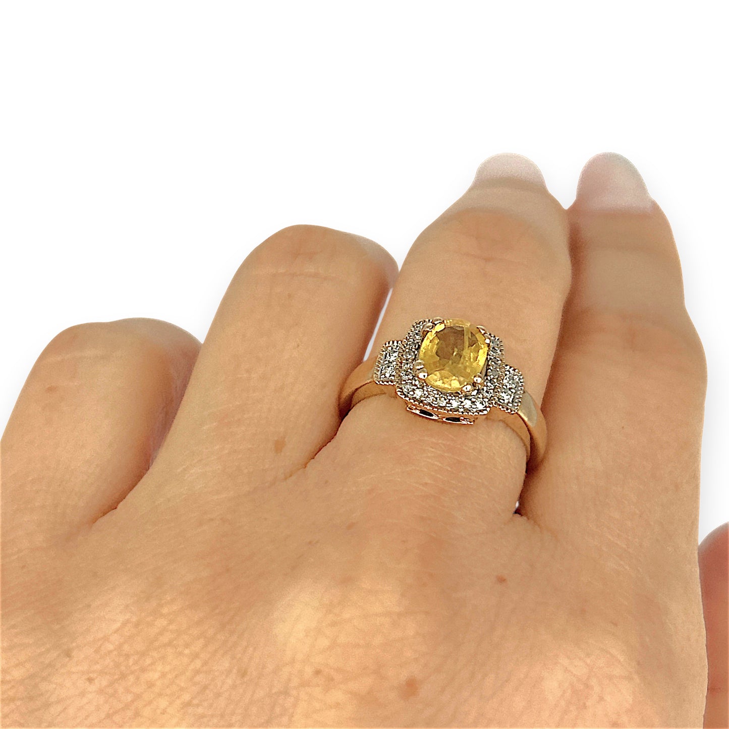 XMAS DEAL | 10kt Gold Michael Hill Yellow Sapphire & Diamond Halo Ring Valuation $3,250