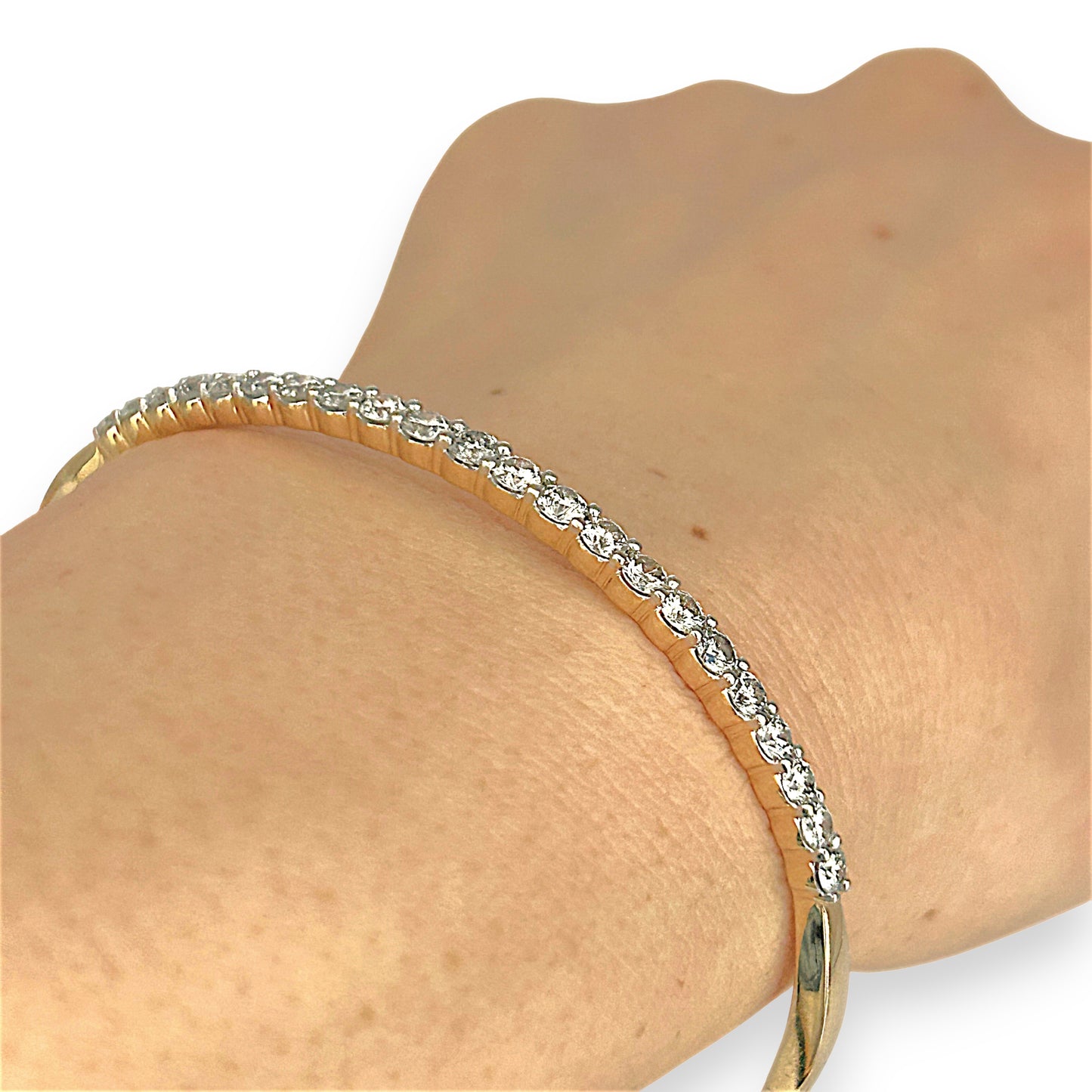 XMAS DEAL | 14kt Gold Solstice Diamond Bangle Michael Hill Valuation $11,500