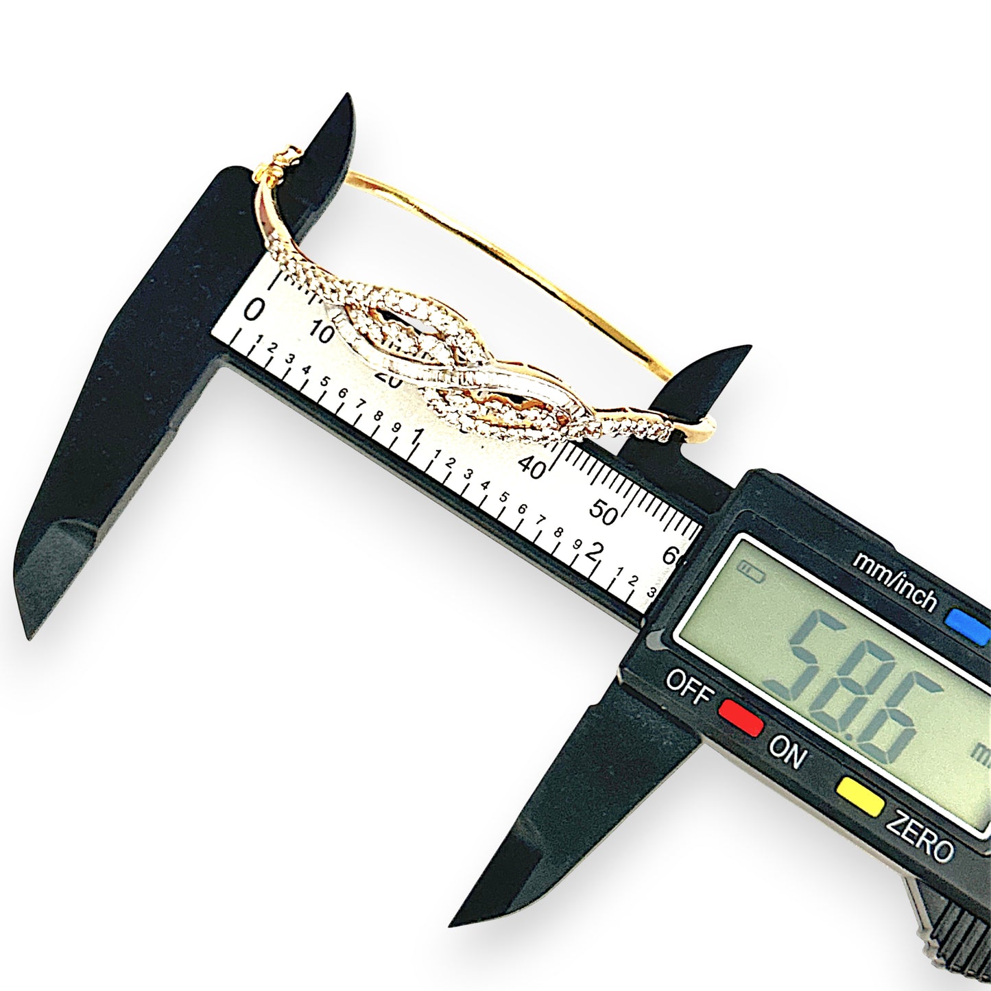 XMAS DEAL | 18kt Gold Diamond Infinity Bangle Valuation $9,500 TDW1.27ct.