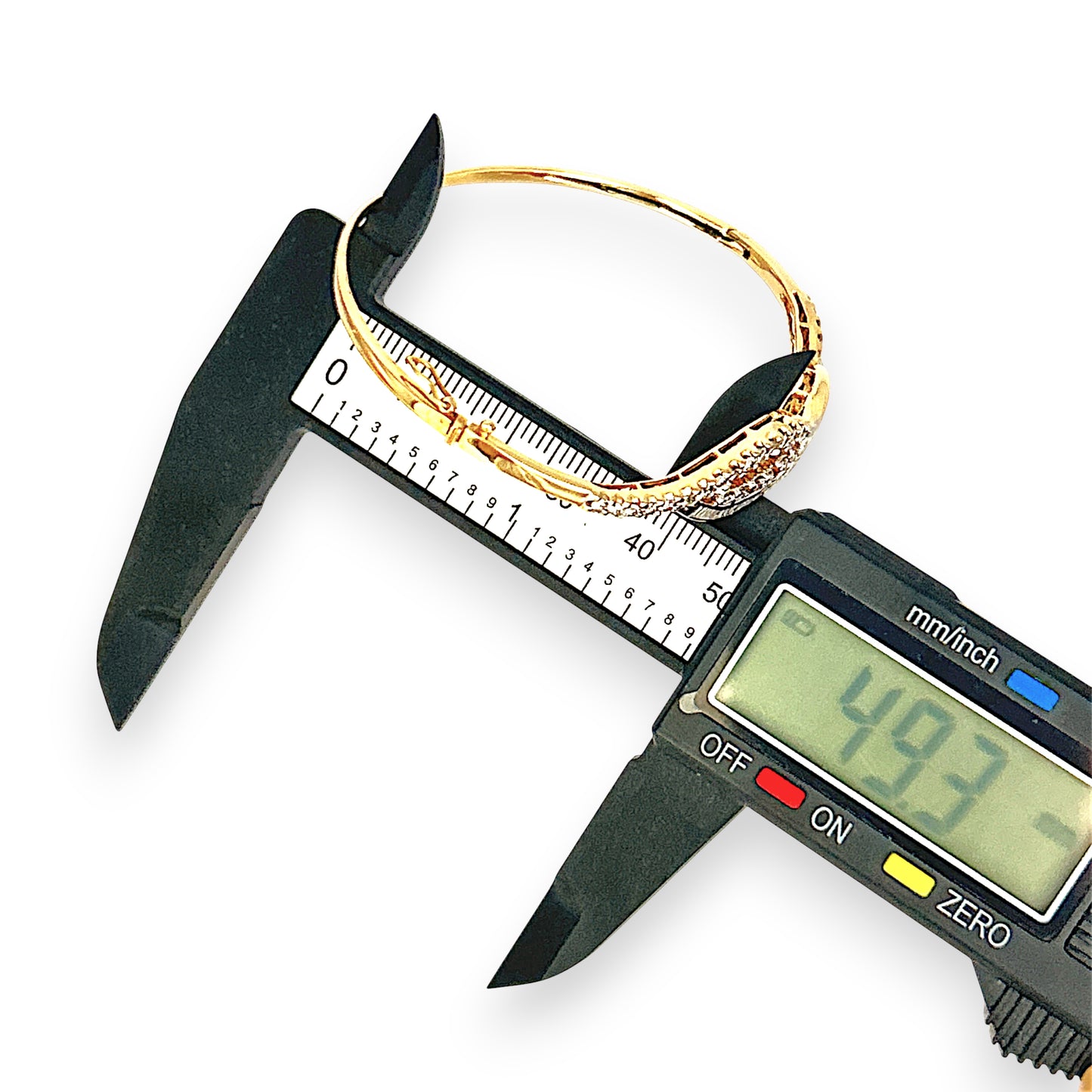 XMAS DEAL | 18kt Gold Diamond Infinity Bangle Valuation $9,500 TDW1.27ct.