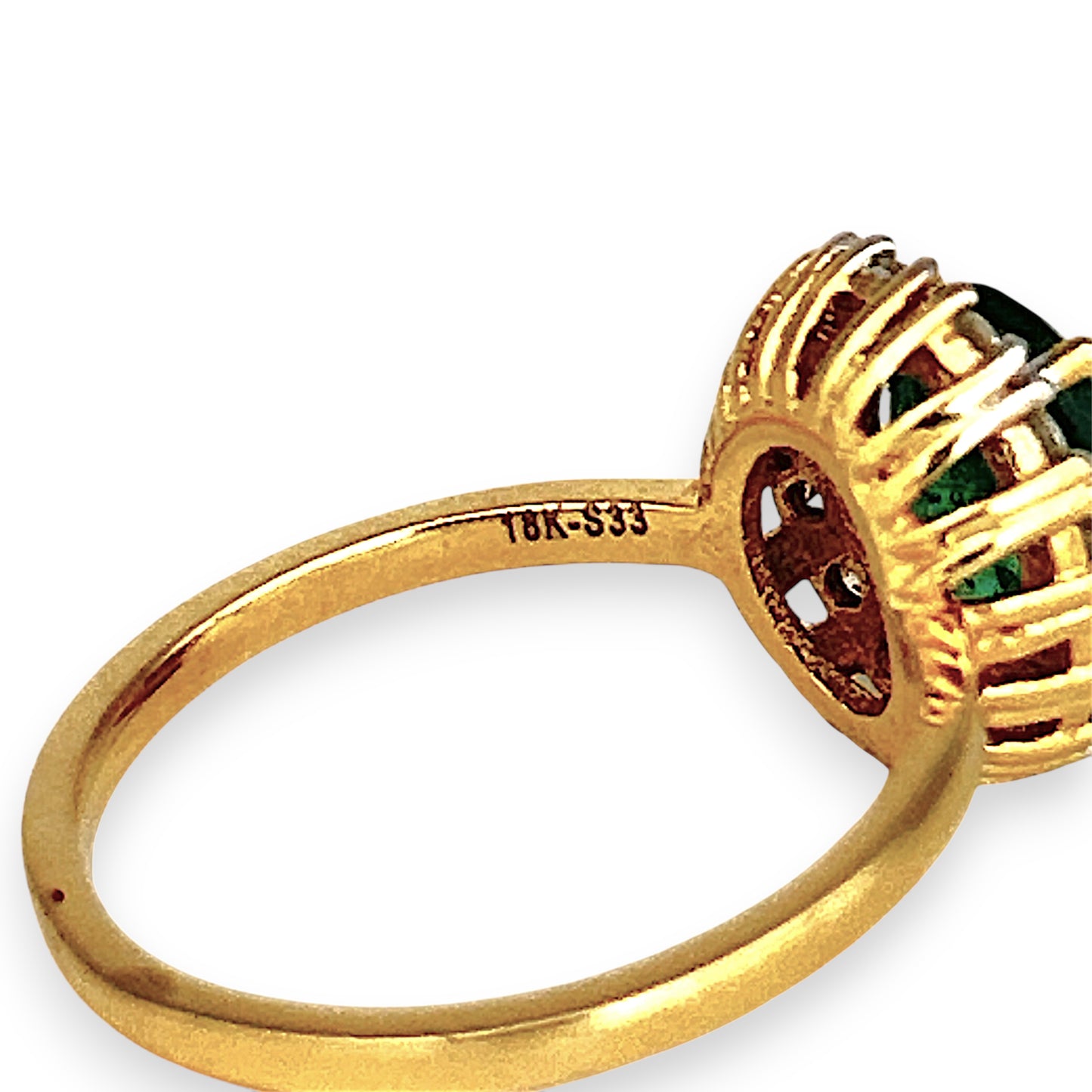 XMAS DEAL | 18kt Gold Emerald Halo Diamond Ring Valuation $5,300