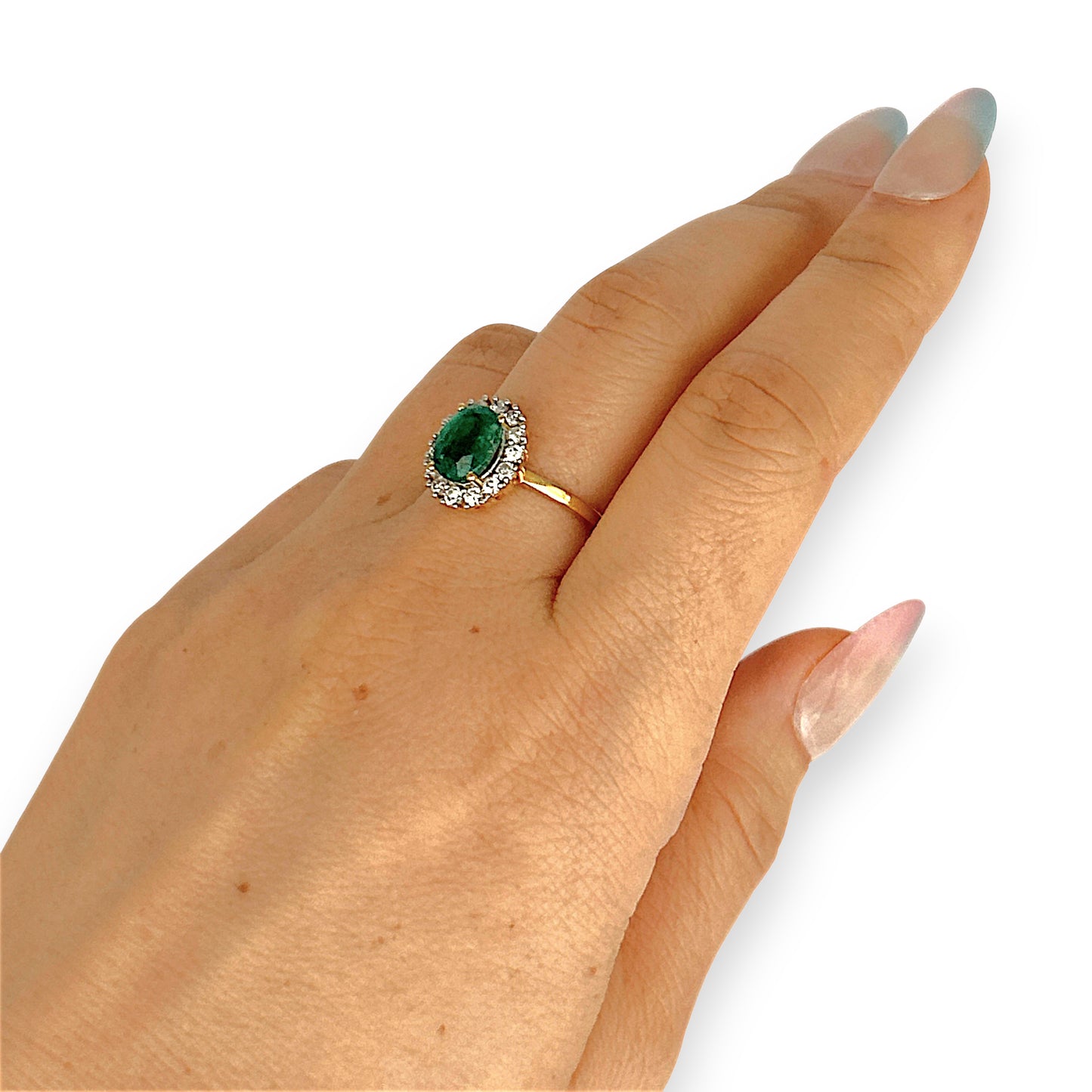 XMAS DEAL | 18kt Gold Emerald Halo Diamond Ring Valuation $5,300