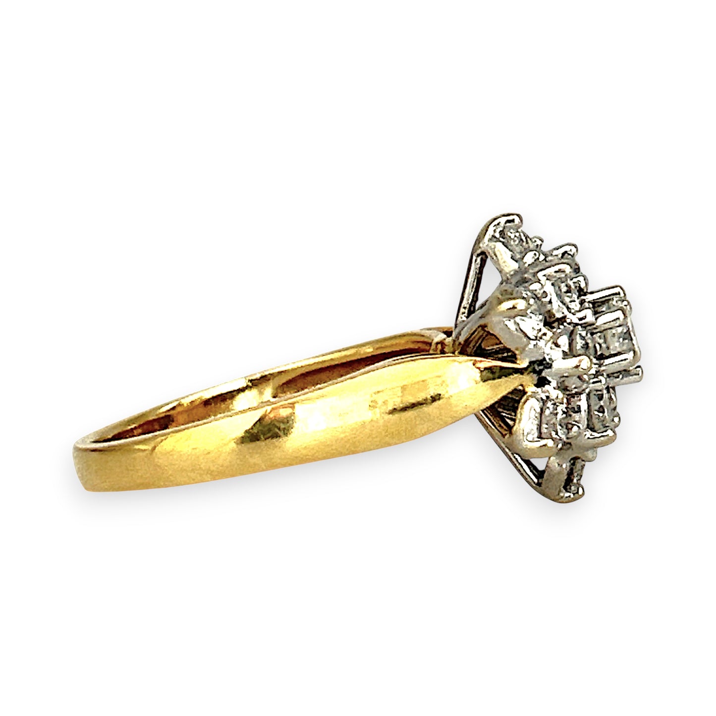 XMAS DEAL | 18kt Gold Golden Bloom Diamond Ring Valuation: $8,000