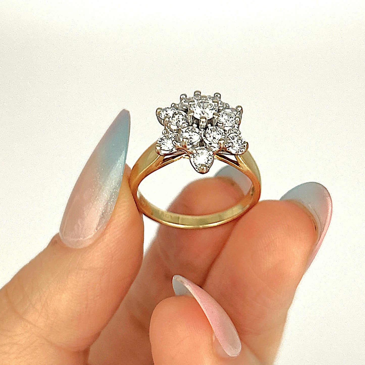 XMAS DEAL | 18kt Gold Golden Bloom Diamond Ring Valuation: $8,000