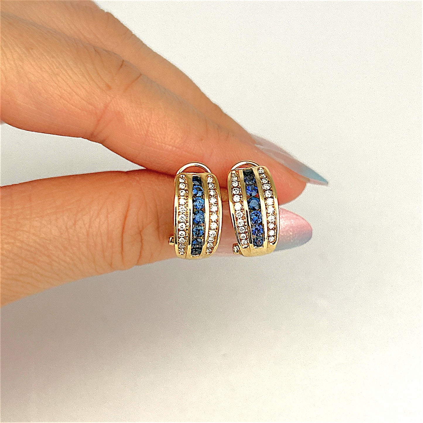 XMAS DEAL | 18kt Gold Vintage Sapphire & Diamond Earrings Valuation $5,990