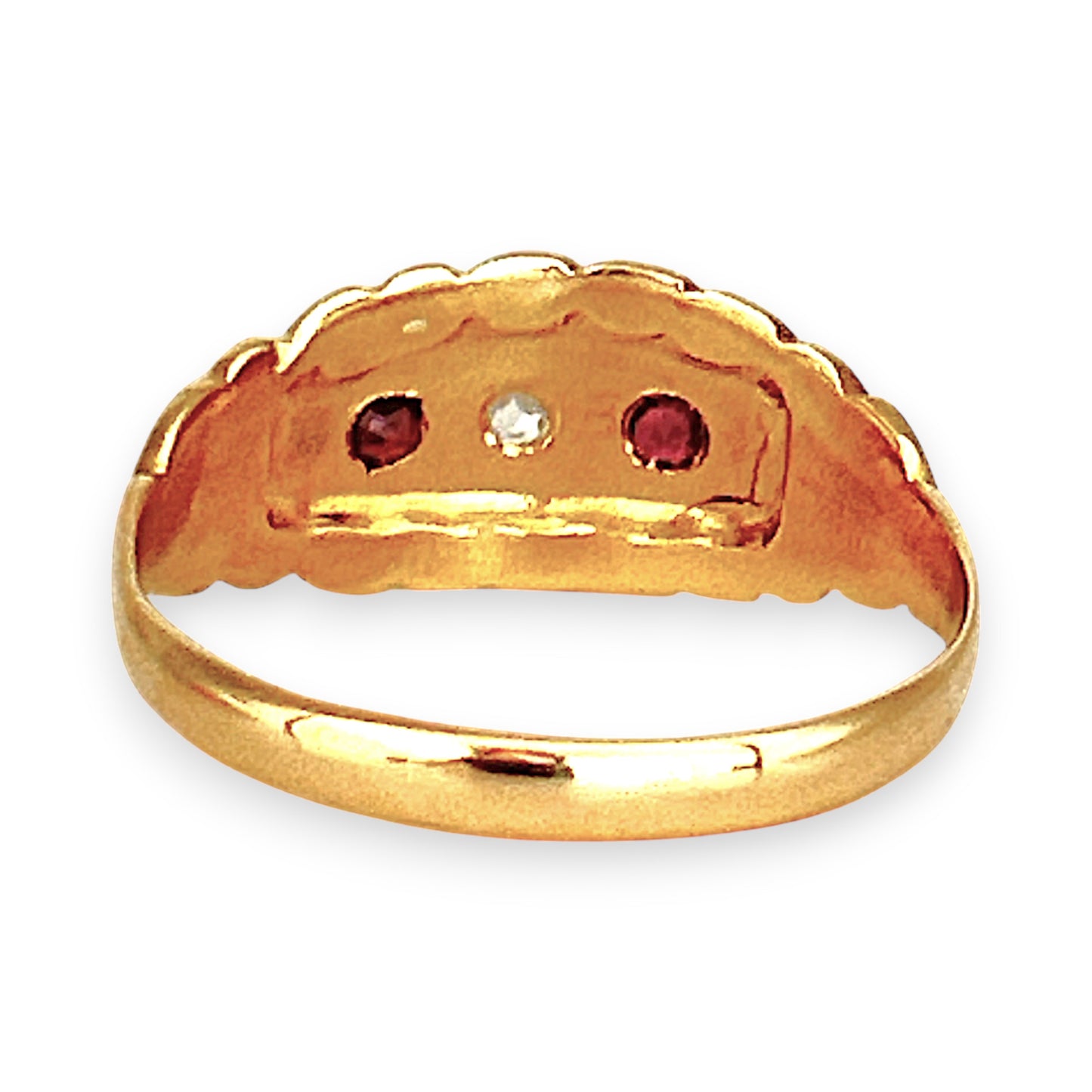 XMAS DEAL | 18kt Gold Solara Vintage Ring with Garnets & Diamond Size Q