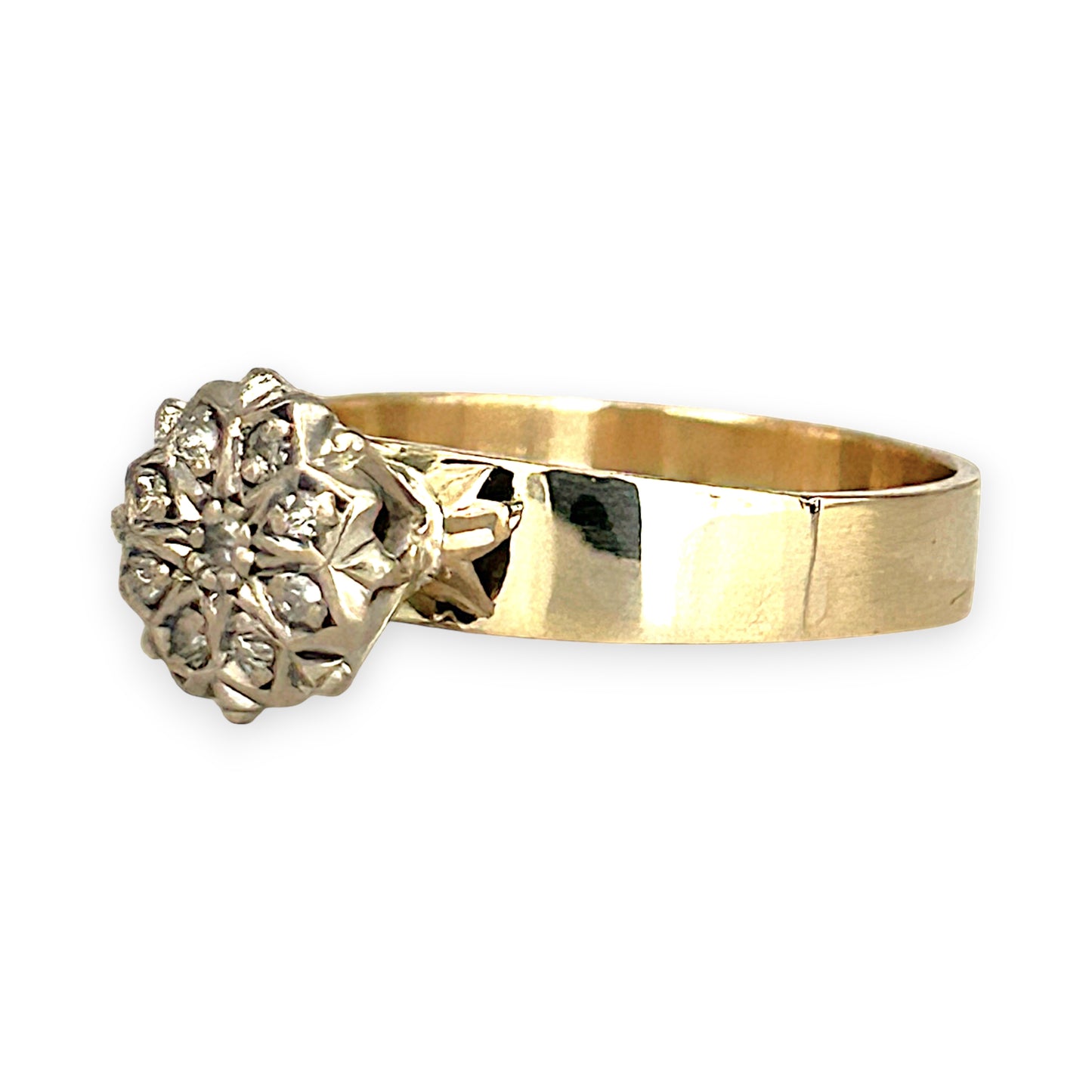 GOLD DEAL | 9ct Gold Floral Diamond Cluster Ring Size M 1/2