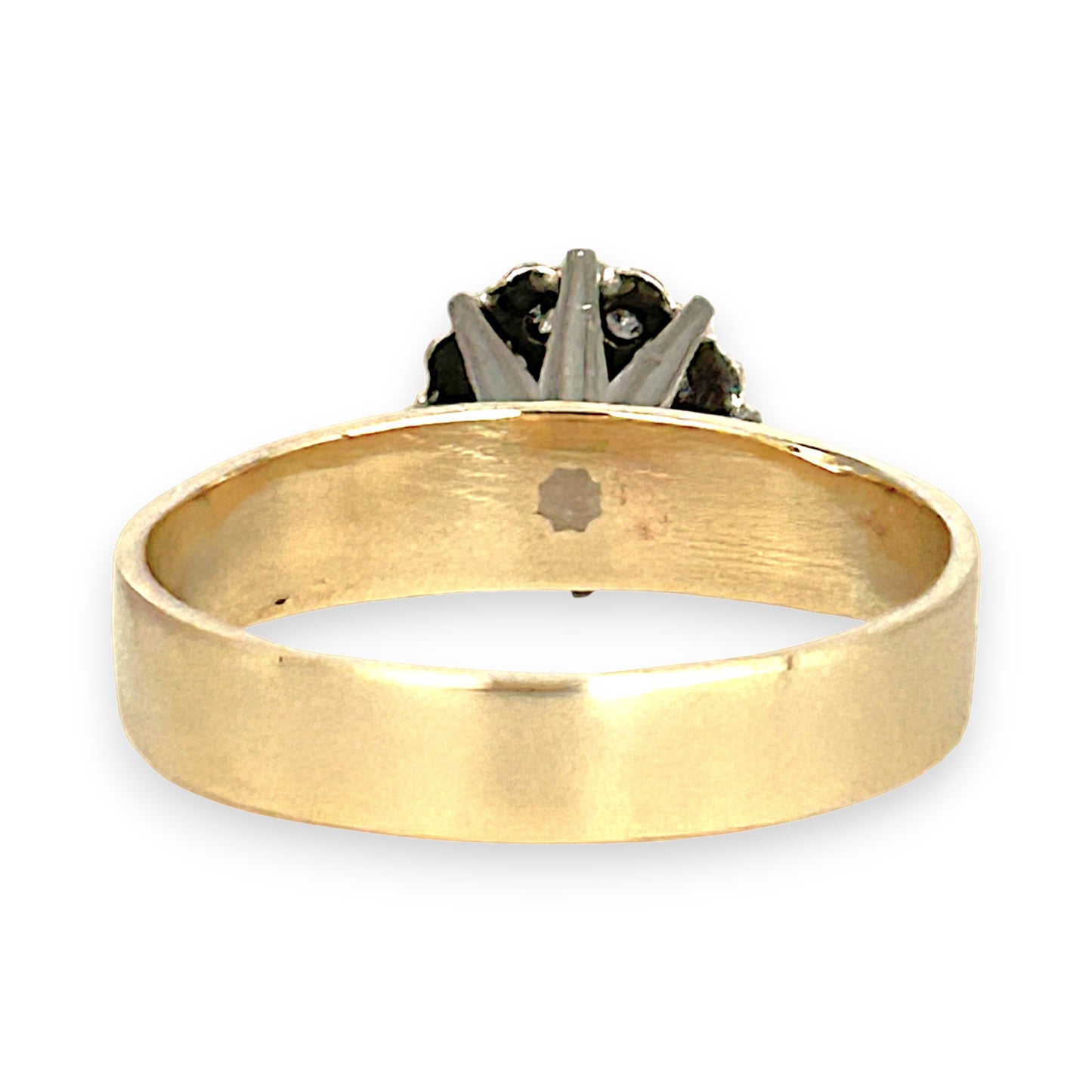 GOLD DEAL | 9ct Gold Floral Diamond Cluster Ring Size M 1/2