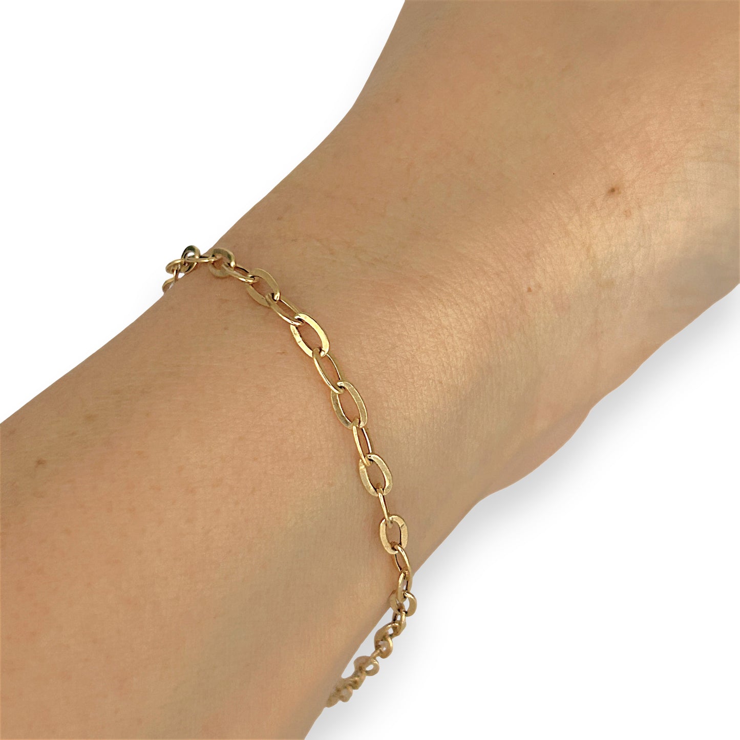 GOLD DEAL | 9kt Gold Golden Petal Oval Bracelet 18cm