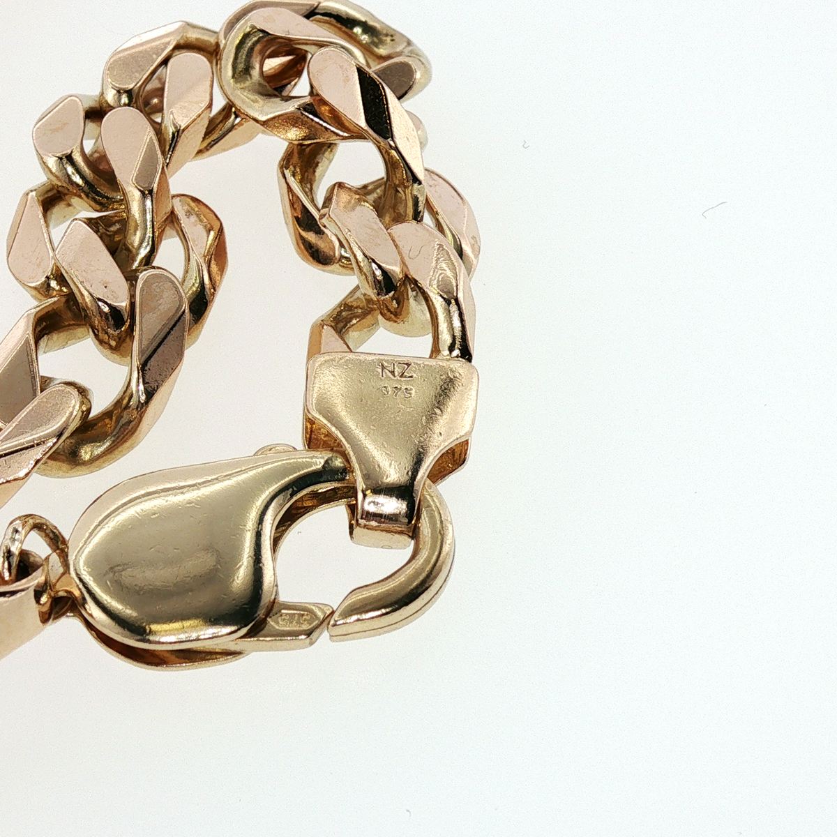 NZGD | 9ct Yellow Gold Cuban Bold Polished Chain 57cm