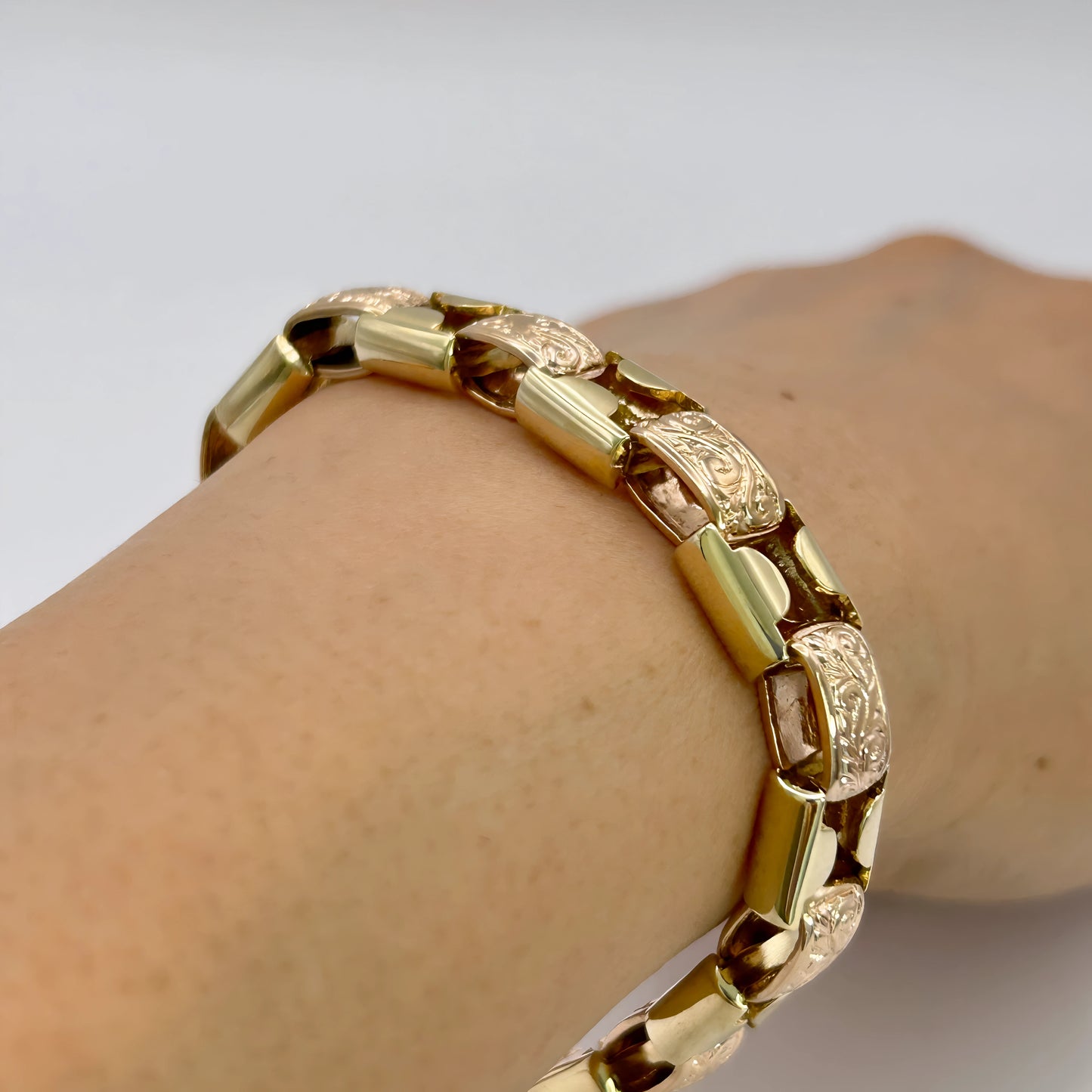 NZGD | 9ct Y/R Gold Vinatage Victorian Duet Link Bracelet-Refurbished