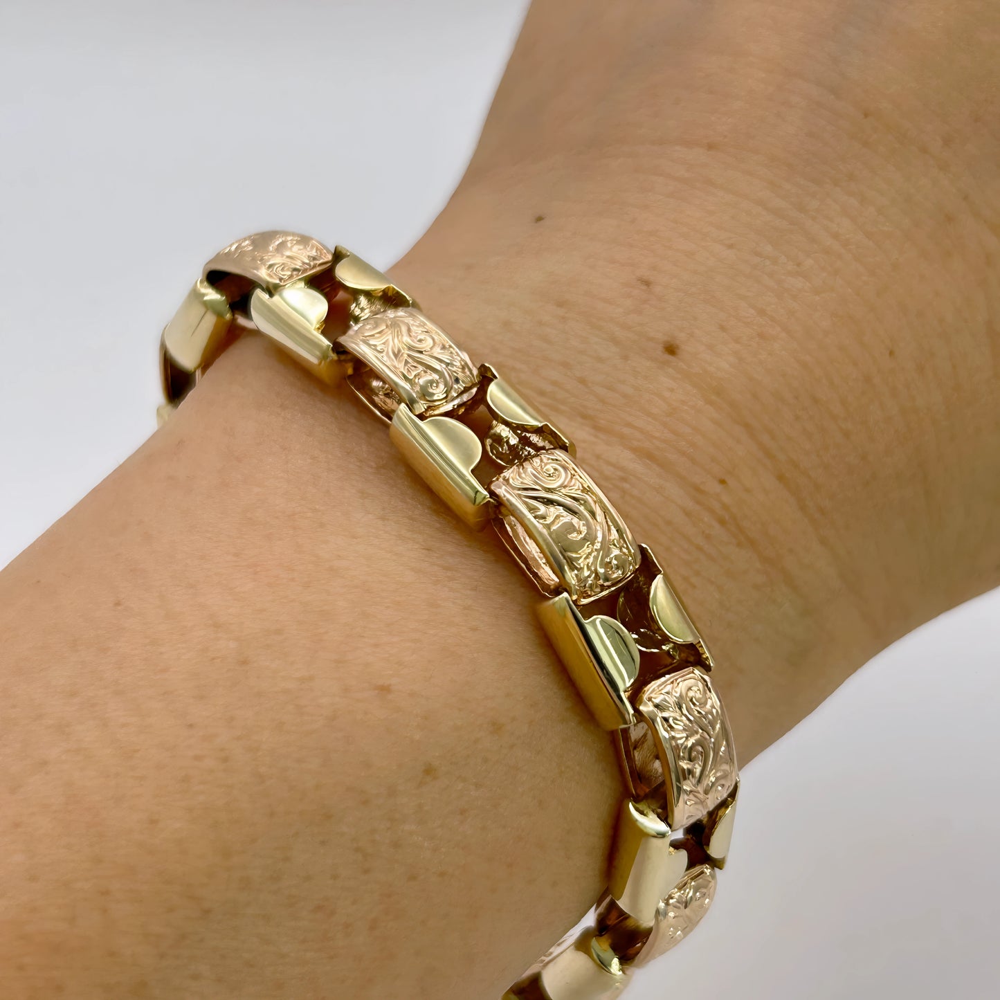 NZGD | 9ct Y/R Gold Vinatage Victorian Duet Link Bracelet-Refurbished