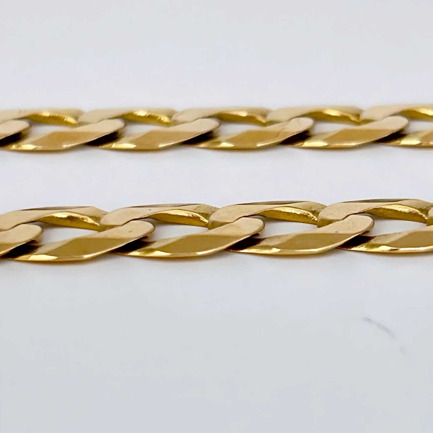 GOLD DEAL | 9kt Gold Empire Flat Curb Chain Valuation $12,100