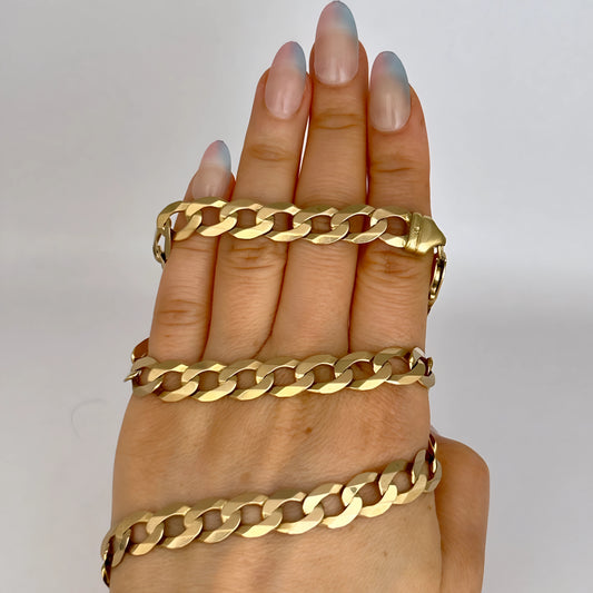 XMAS DEAL | 9kt Gold Empire Flat Curb Chain Valuation $12,100