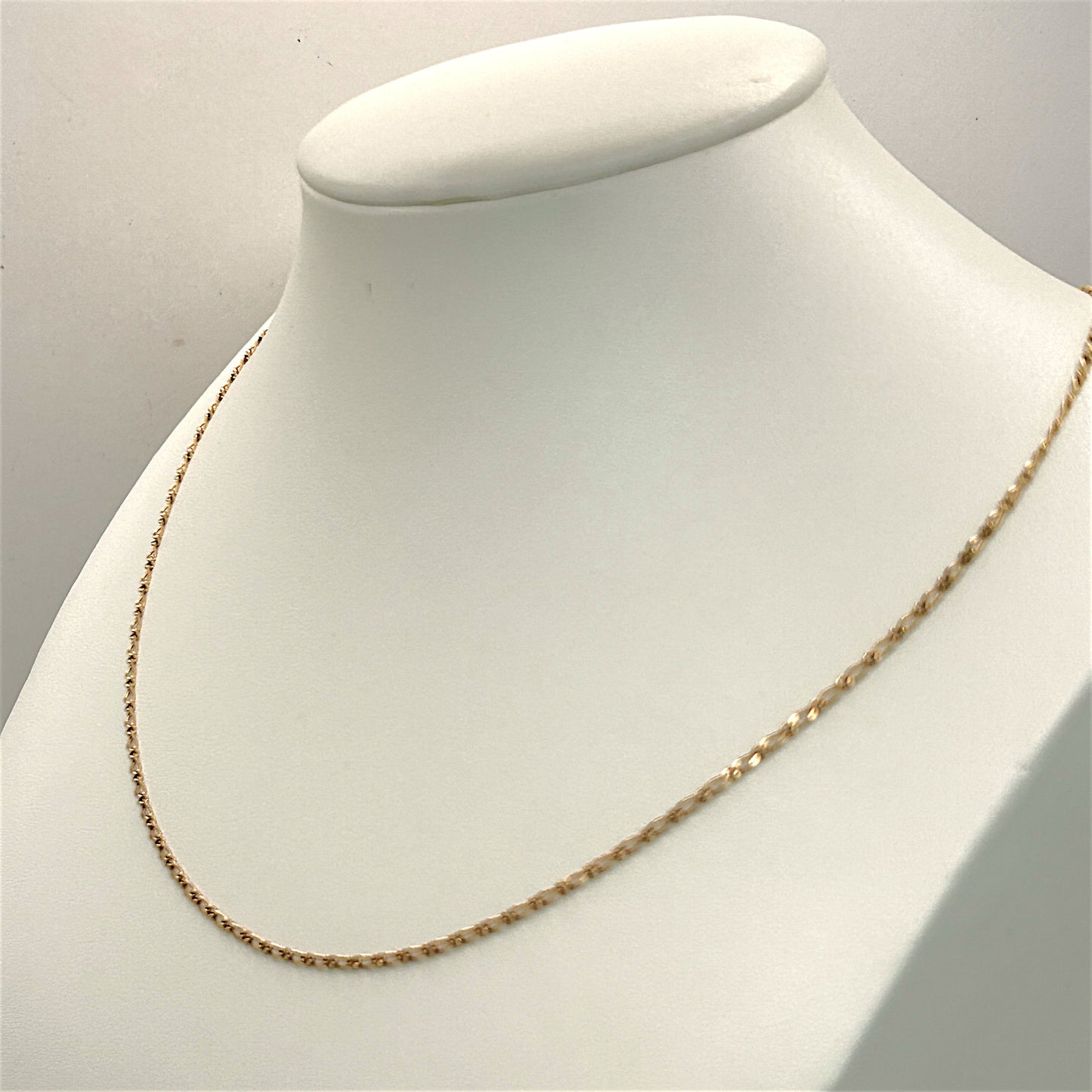 NZGD | 9ct Gold Linea Figaro 1 x1 Fine Chain 49cm