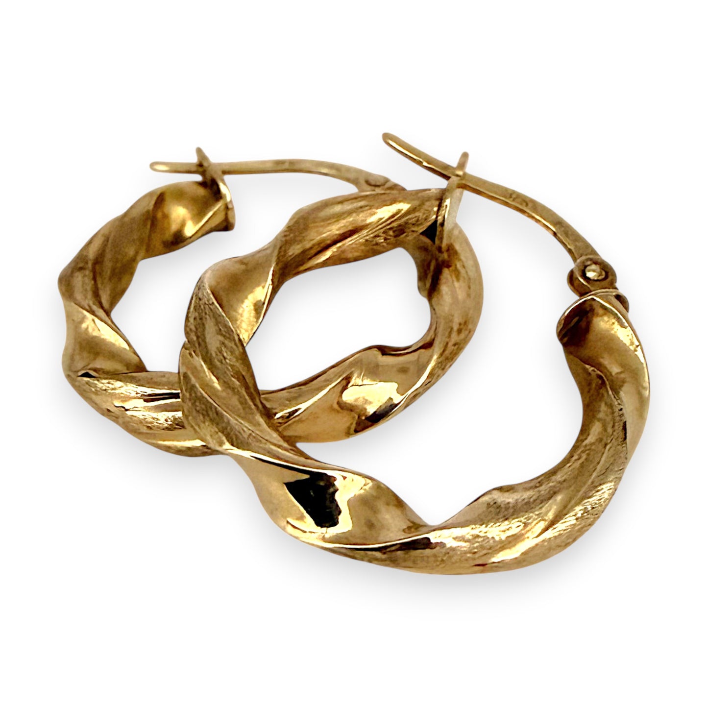 NZGD | 9ct Gold Textured Twist Heritage Earrings 21.4mm