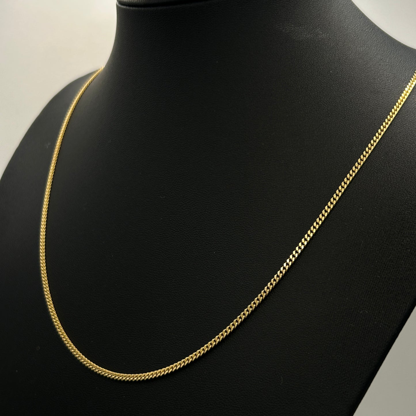 NZGD | 18ct Gold Regal Glide Curb Chain 60cm