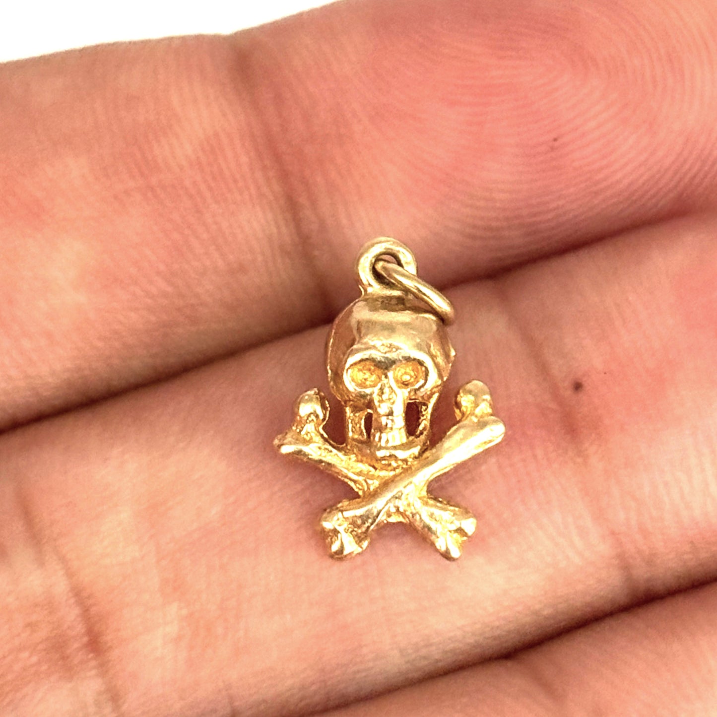 GOLD DEAL | 9K (9ct) Gold Rogue Skull Emblem Pendant/Charm